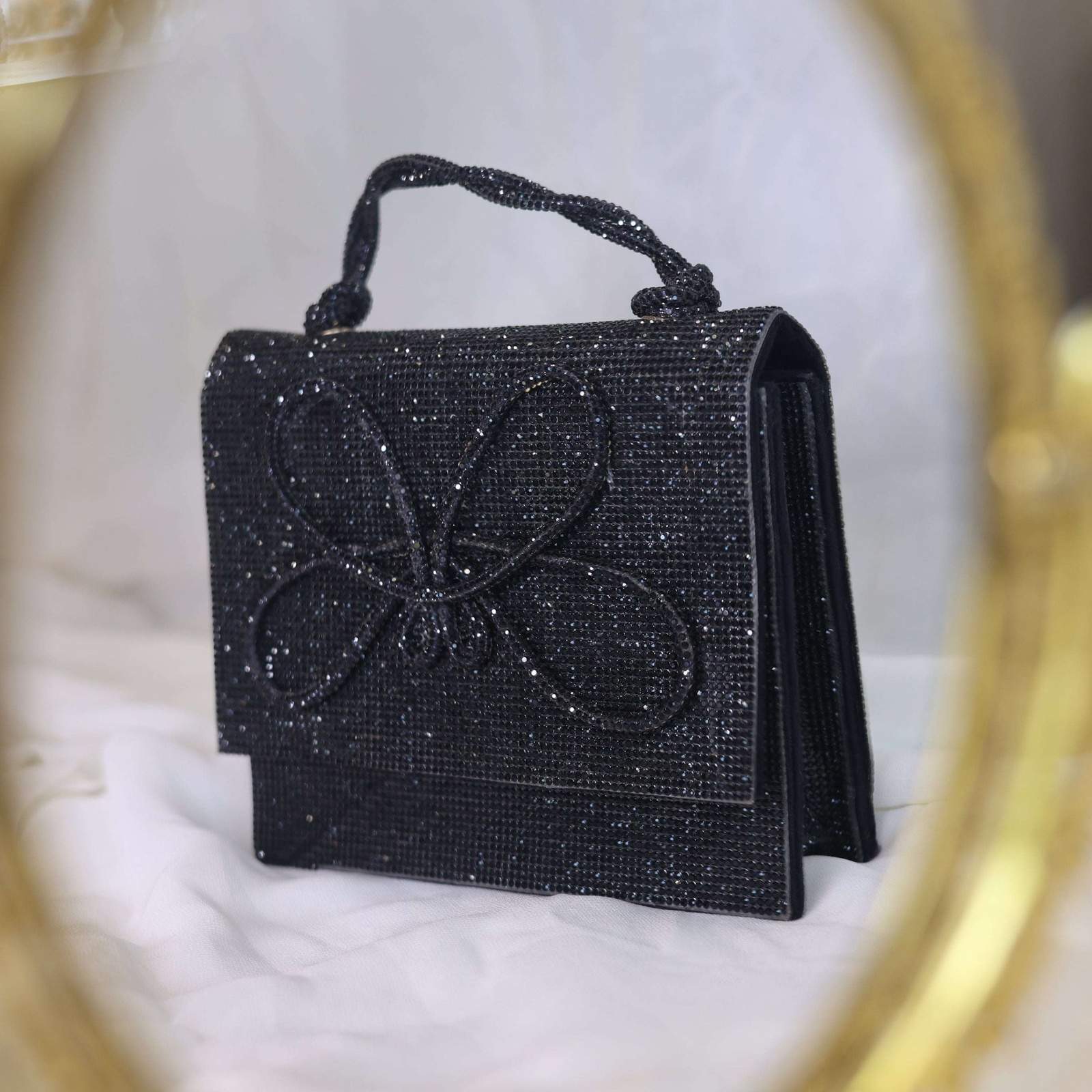 VS Ileana bag Velvet box by Shweta