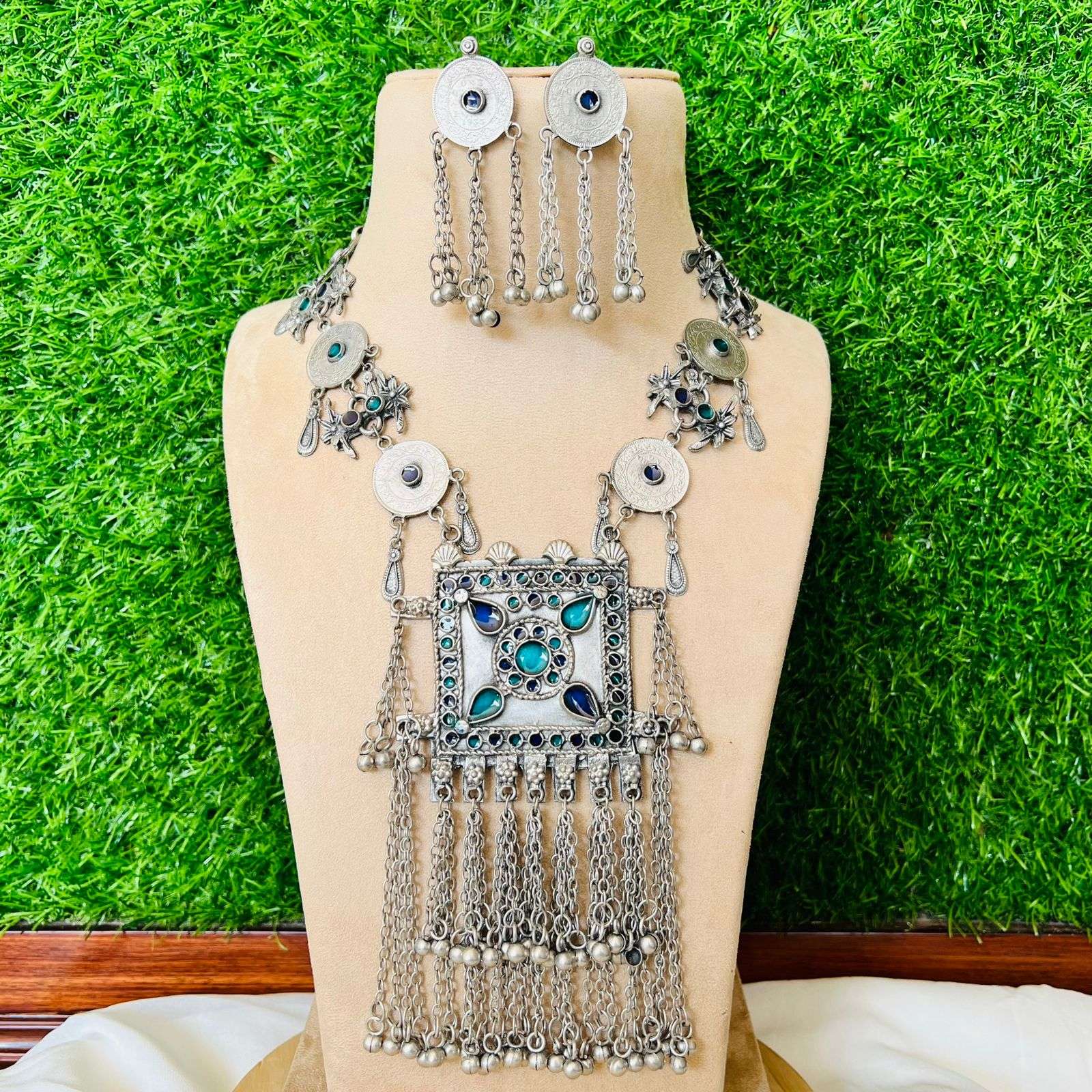 Oxidized Jessie long Neckpiece Velvet box by Shweta