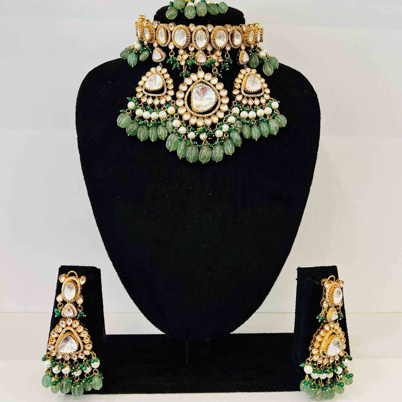 Nayaab Prachi polki choker