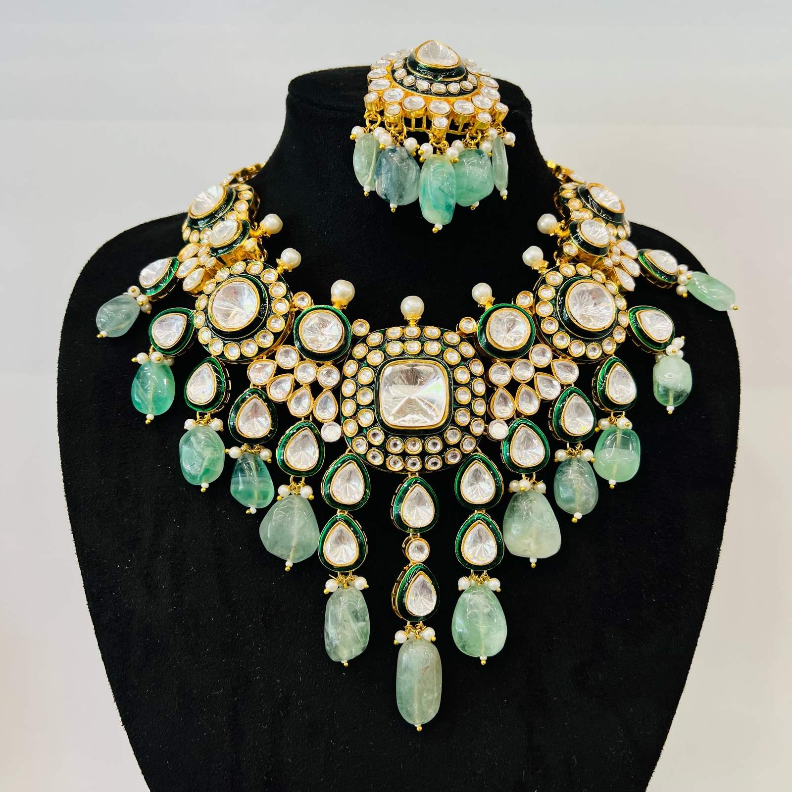 Nayaab noorani polki neckpiece