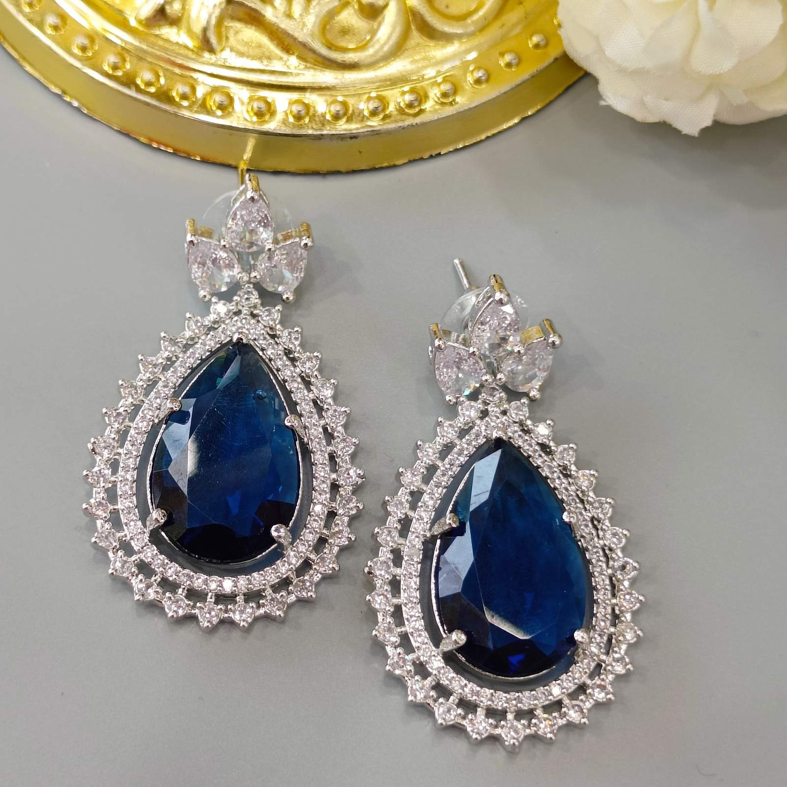 Ad sofia earrings