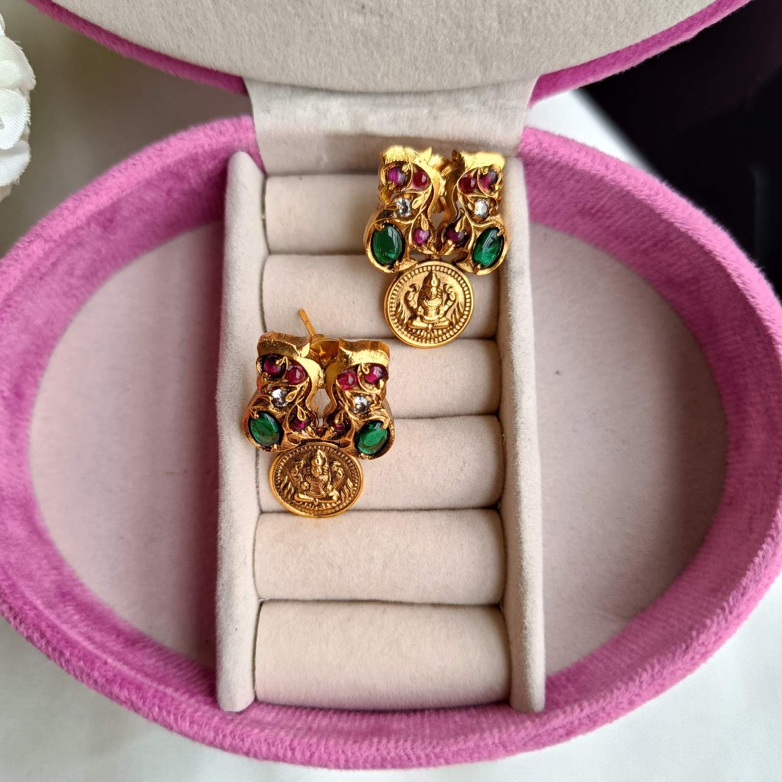 Nayaab Heer earrings