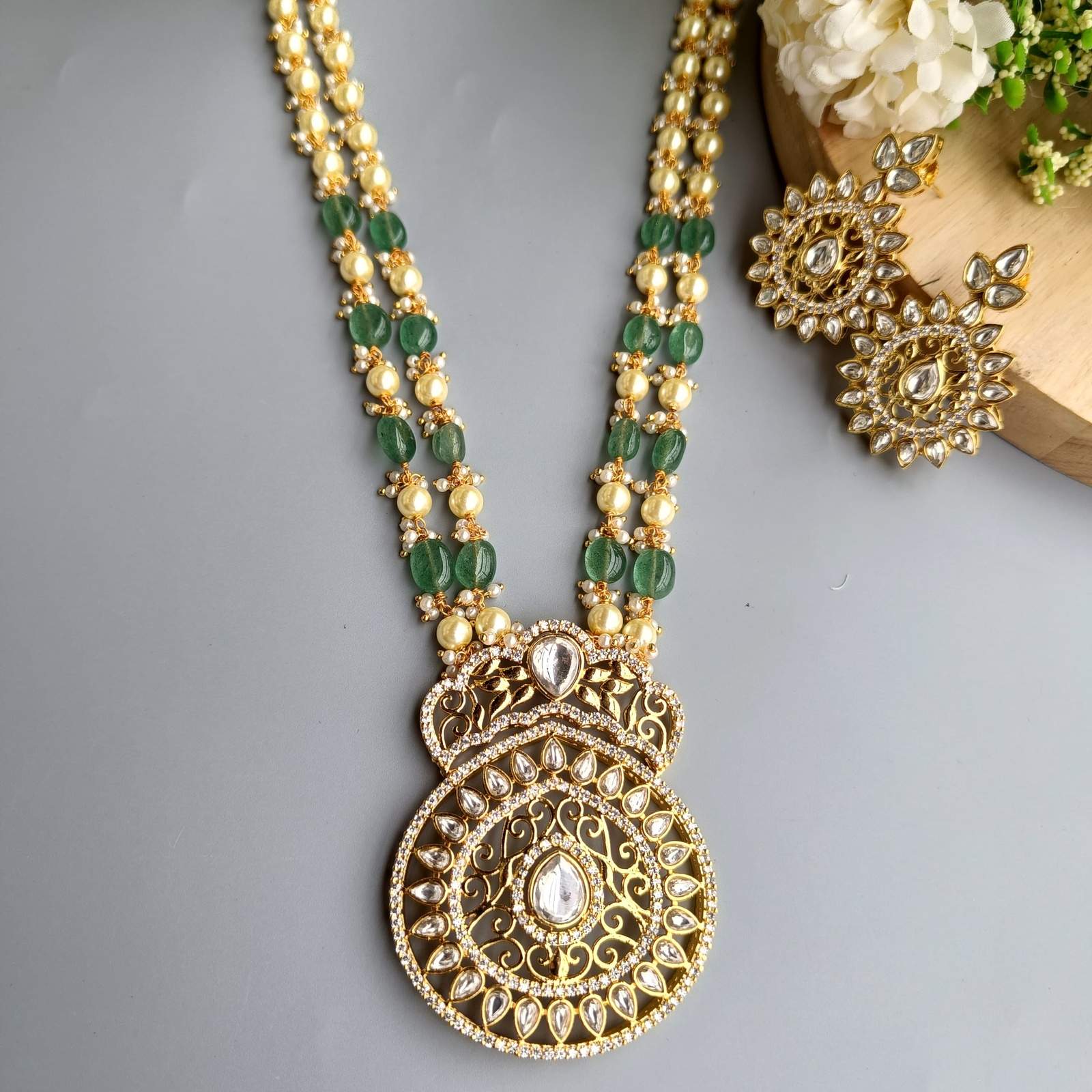 Nayaab ruhe polki neckpiece