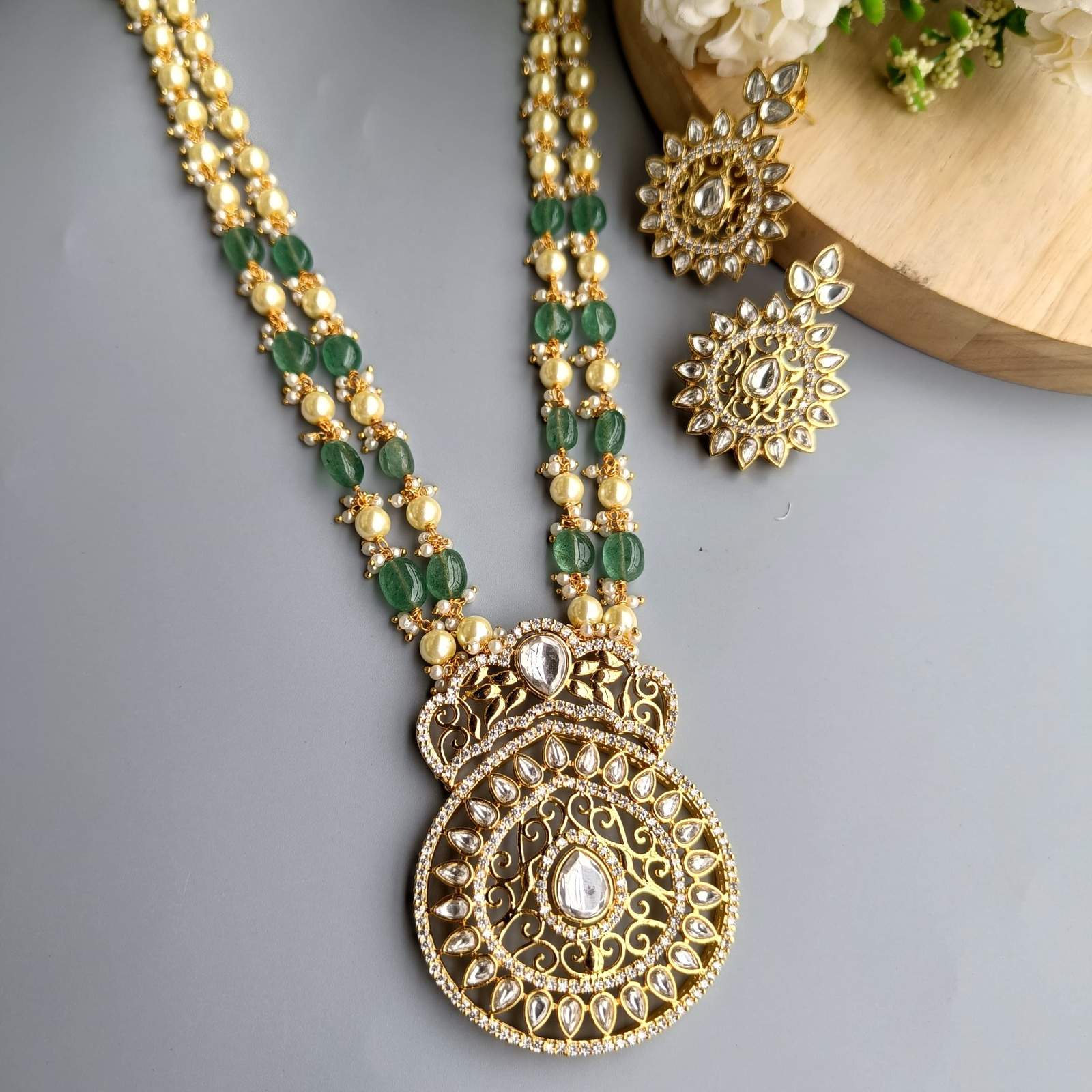 Nayaab ruhe polki neckpiece