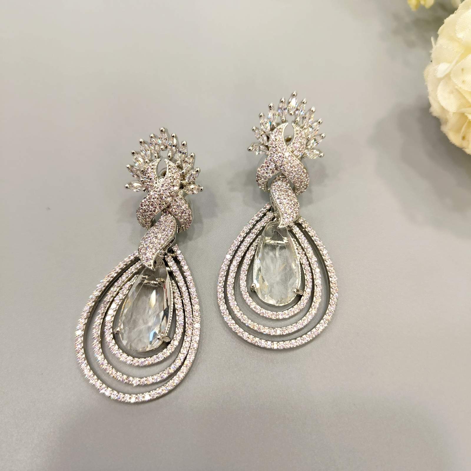 Ad luna earrings