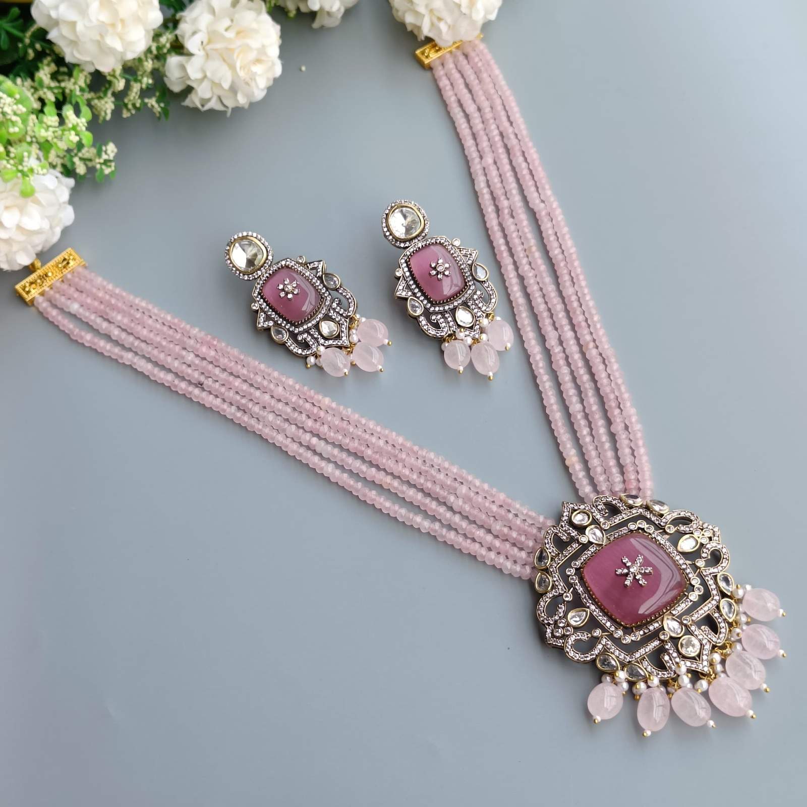 Nayaab Anamika Neckpiece