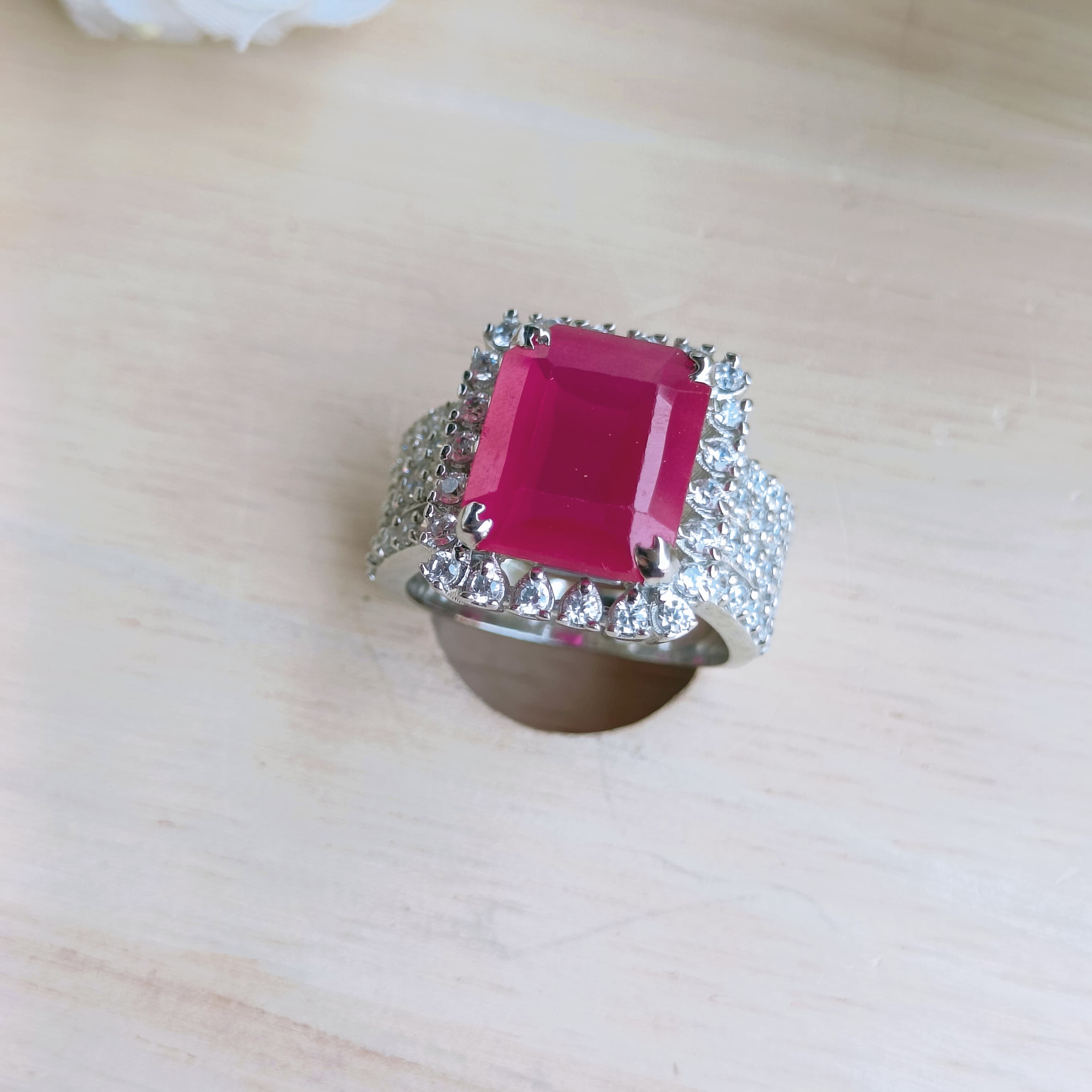 VS Sterling Silver Cocktail Ring 089