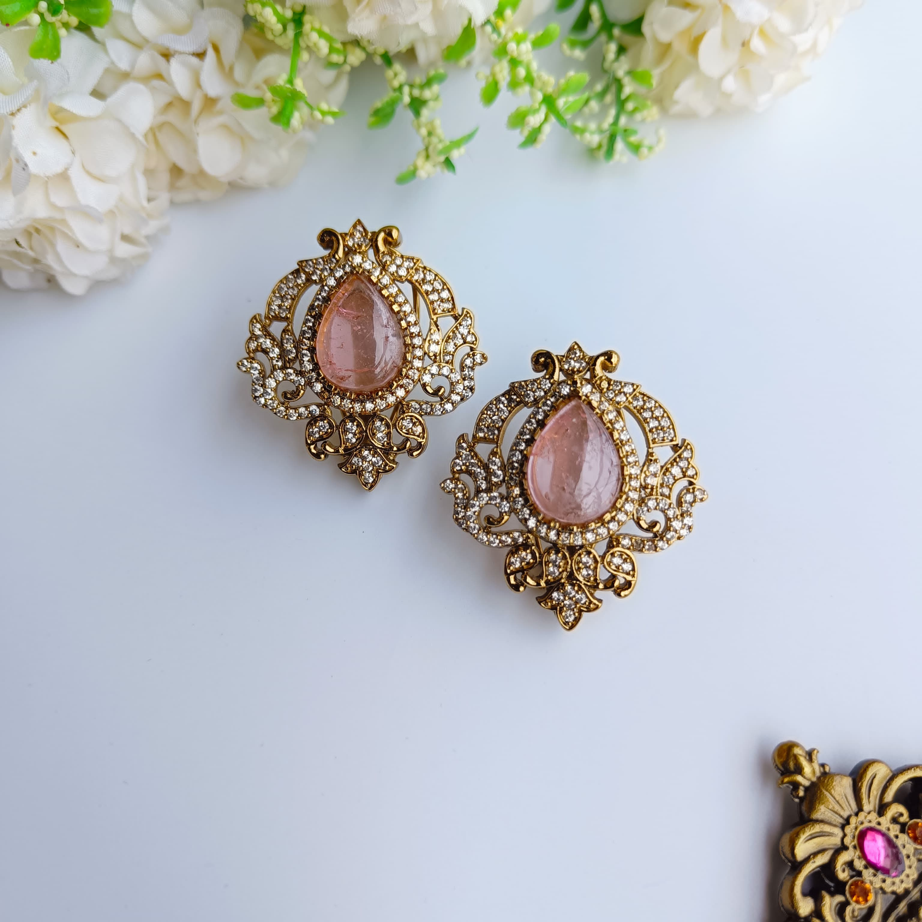 Nayaab Tuba Polki earrings