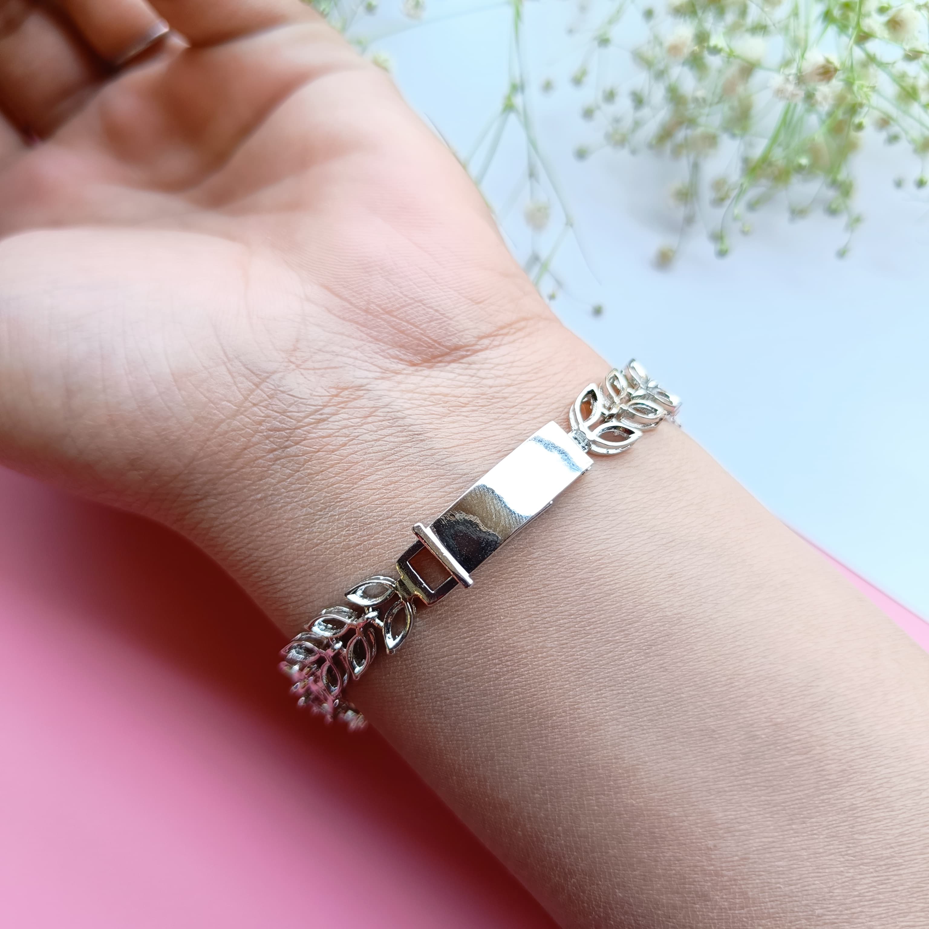 Aria ad bracelet