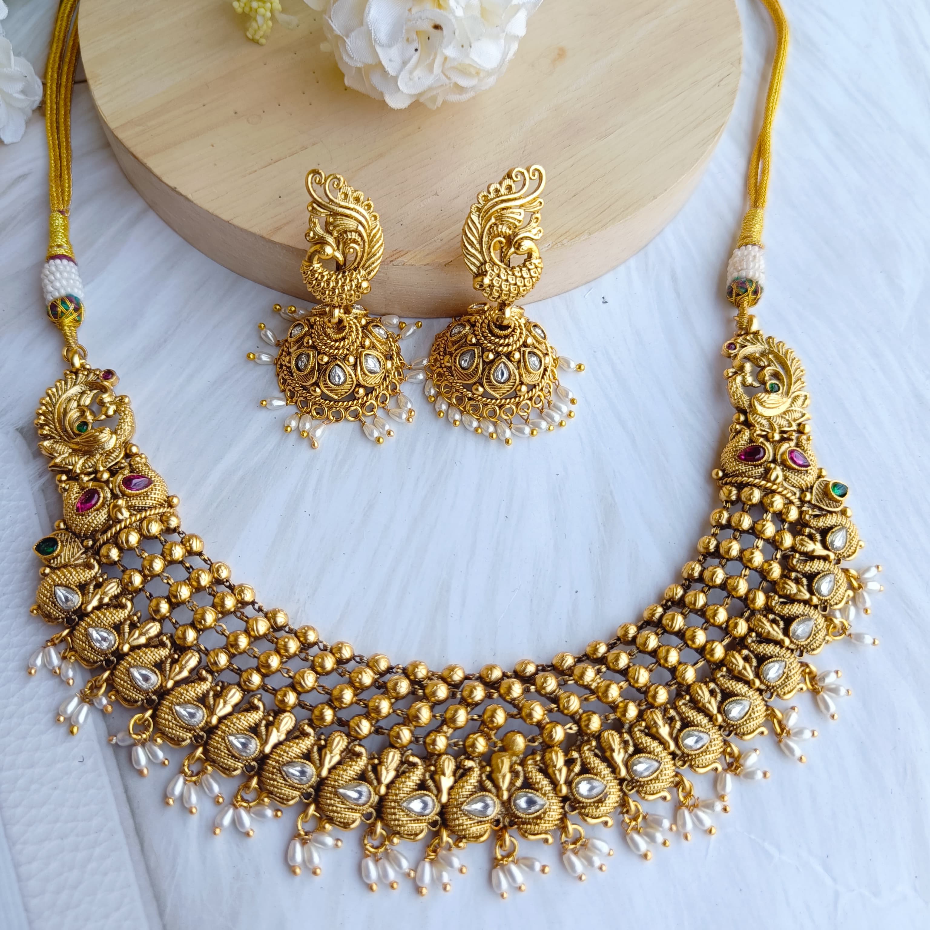 Nayaab Sania Neckpiece