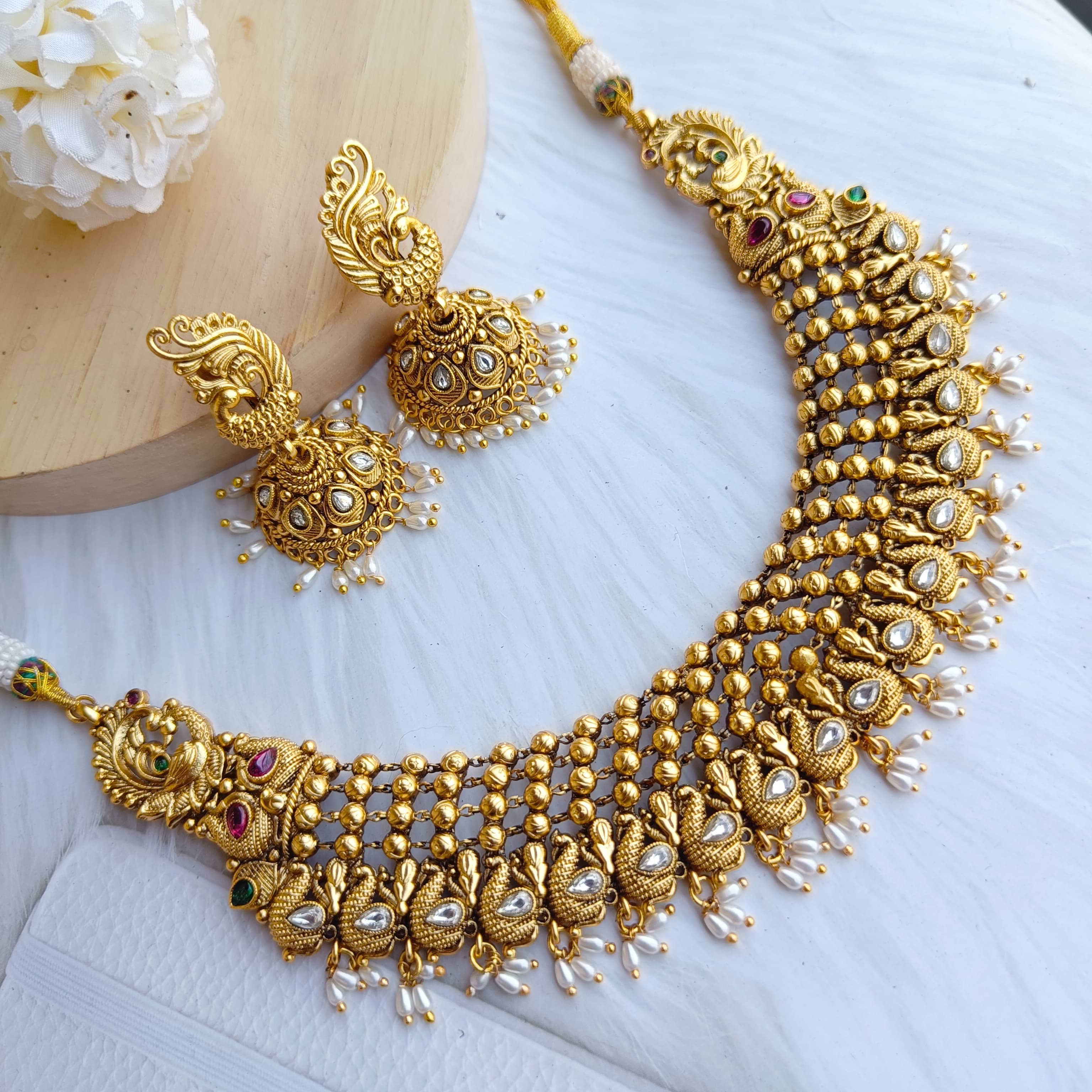 Nayaab Sania Neckpiece