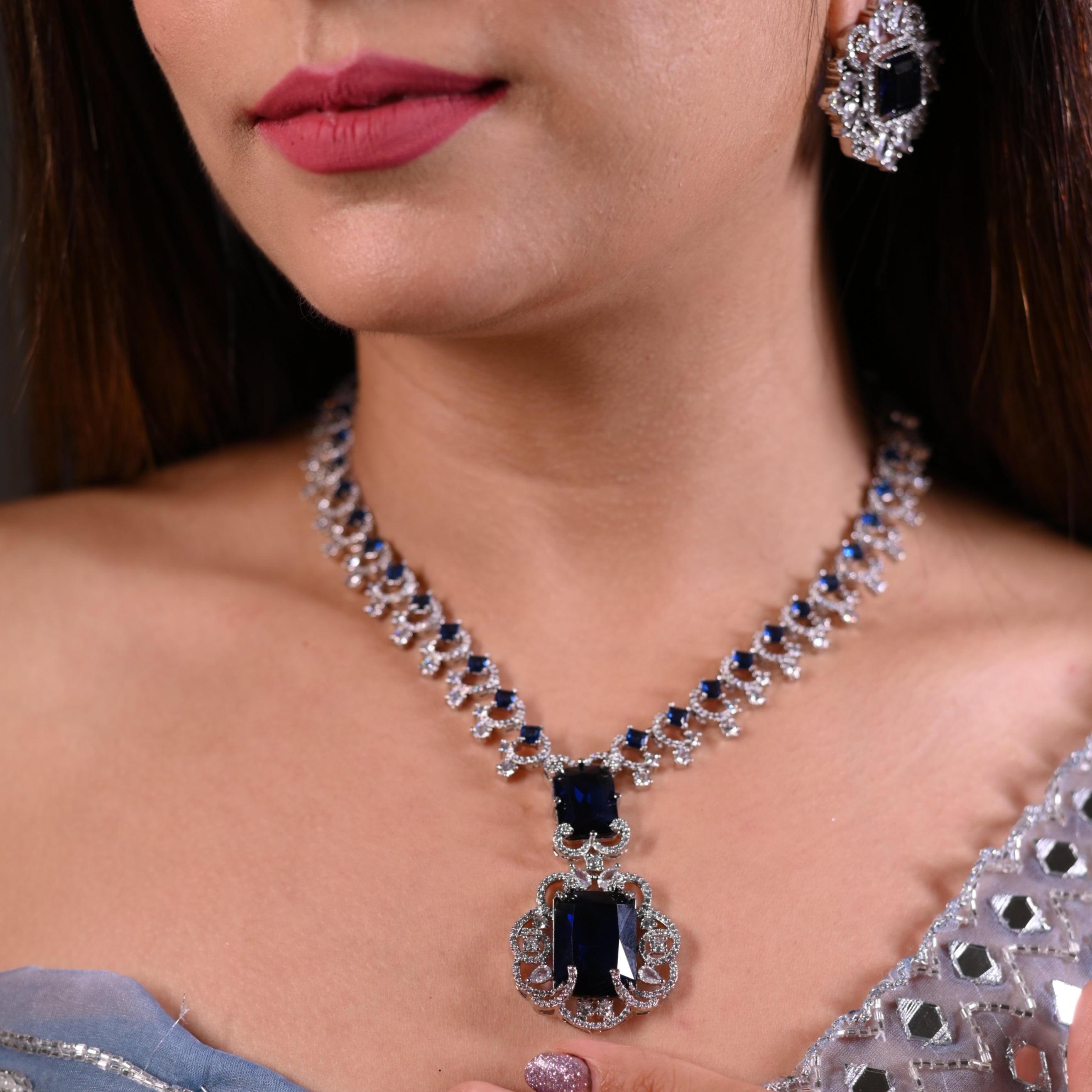 Ad Neeta Ambani Neckpiece