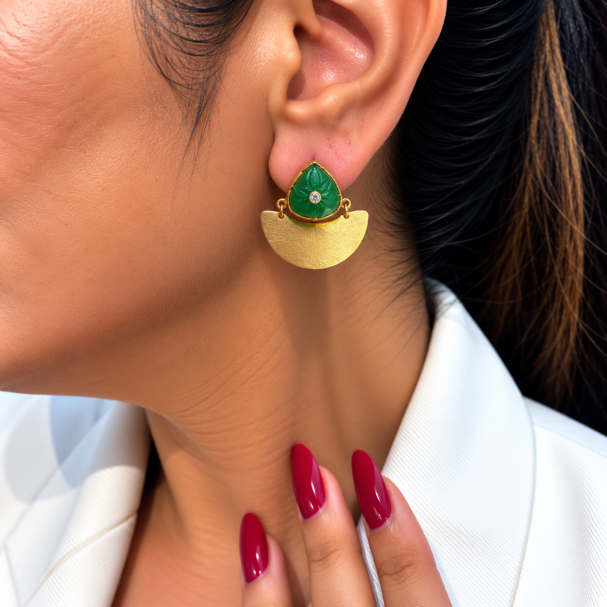 Aarohi Emerald Earrings