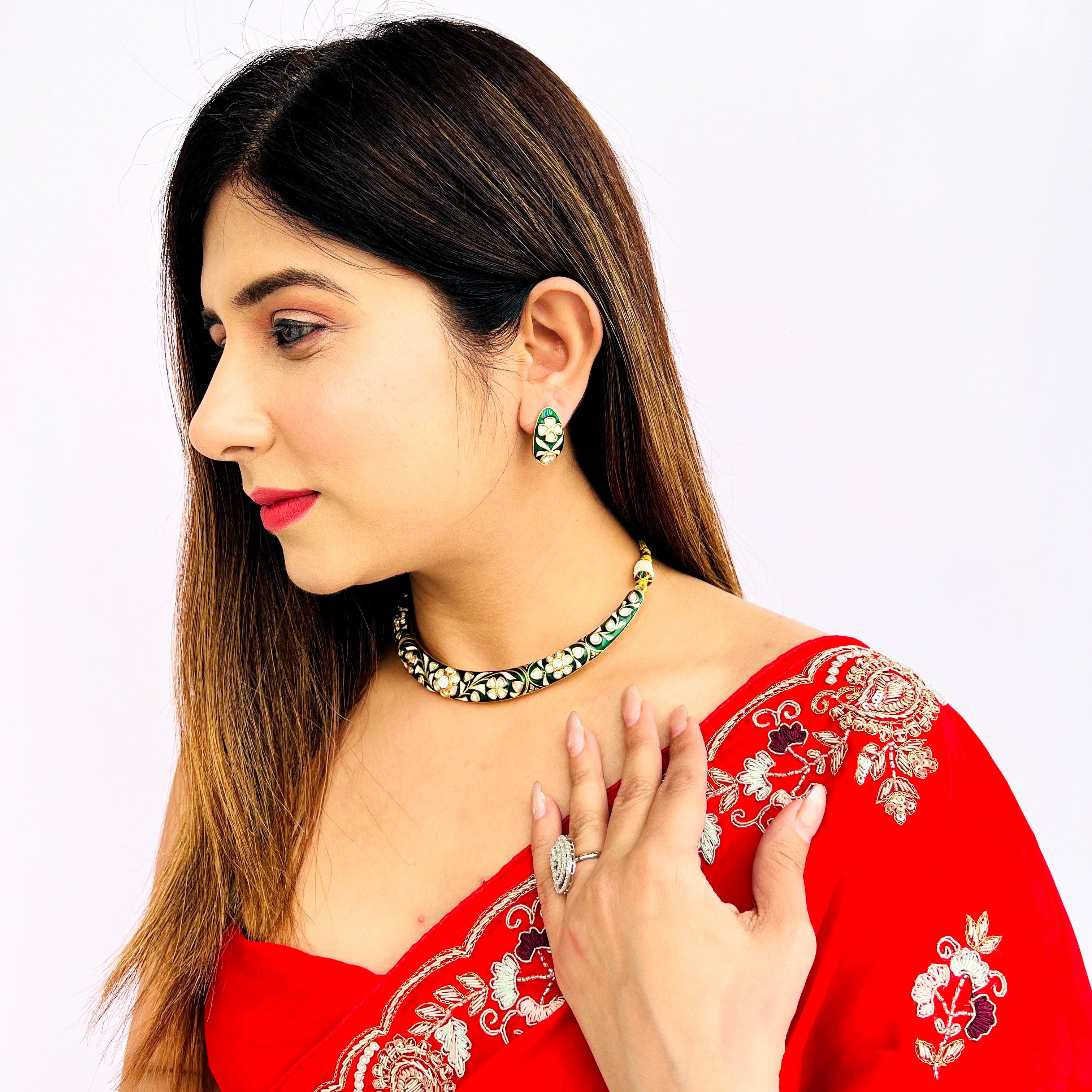 Nayaab misva Neckpiece