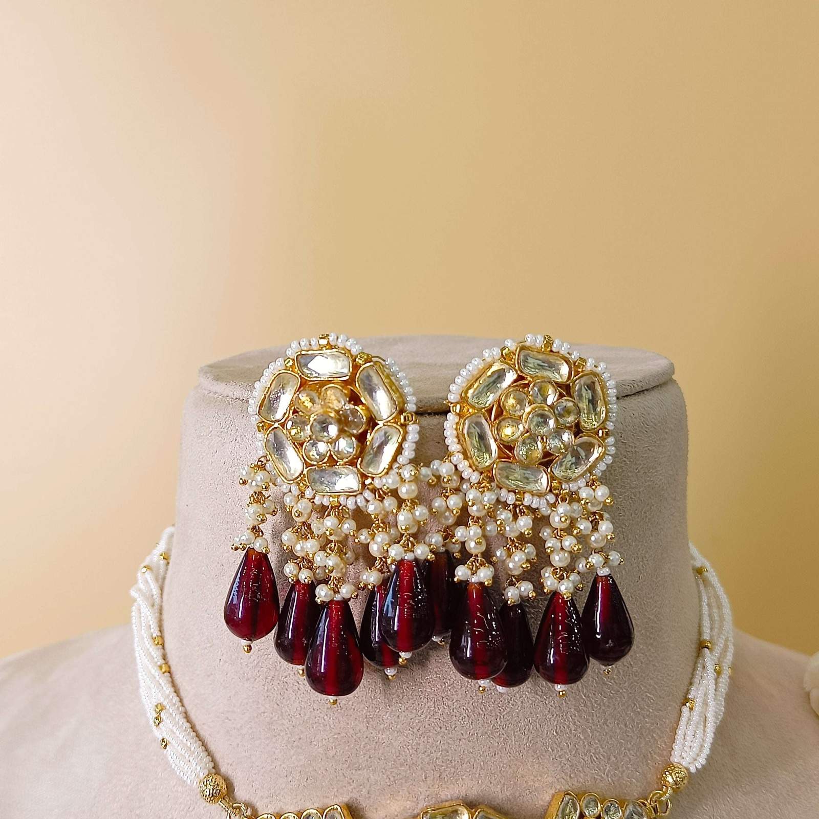 Nayaab Dipa Polki Neckpiece Velvet box by Shweta