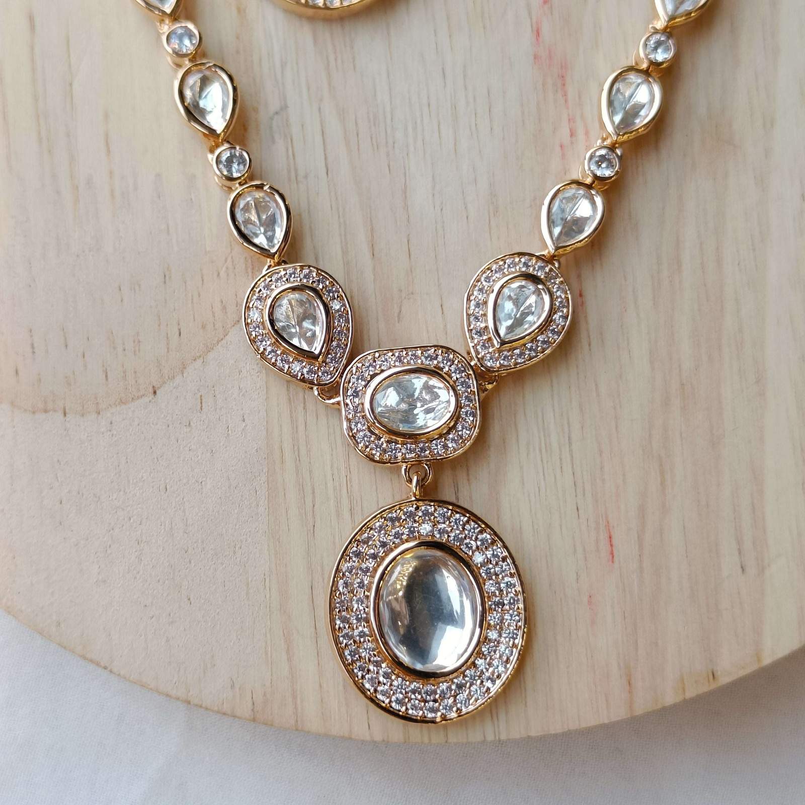 Nayaab Akshara polki Neckpiece