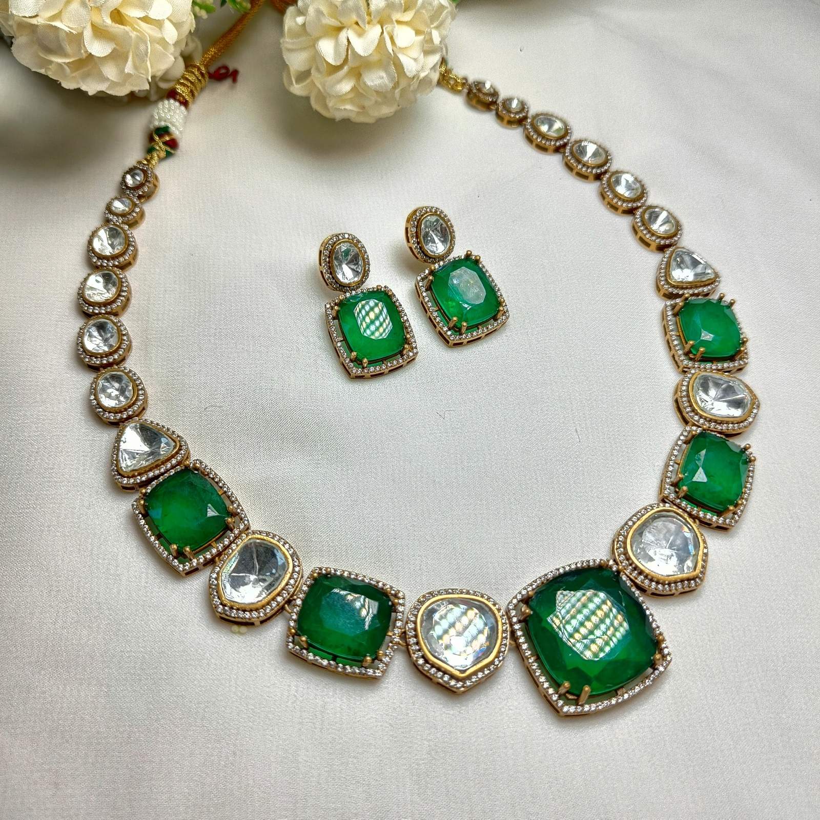 Nayaab Jasmine polki neckpiece