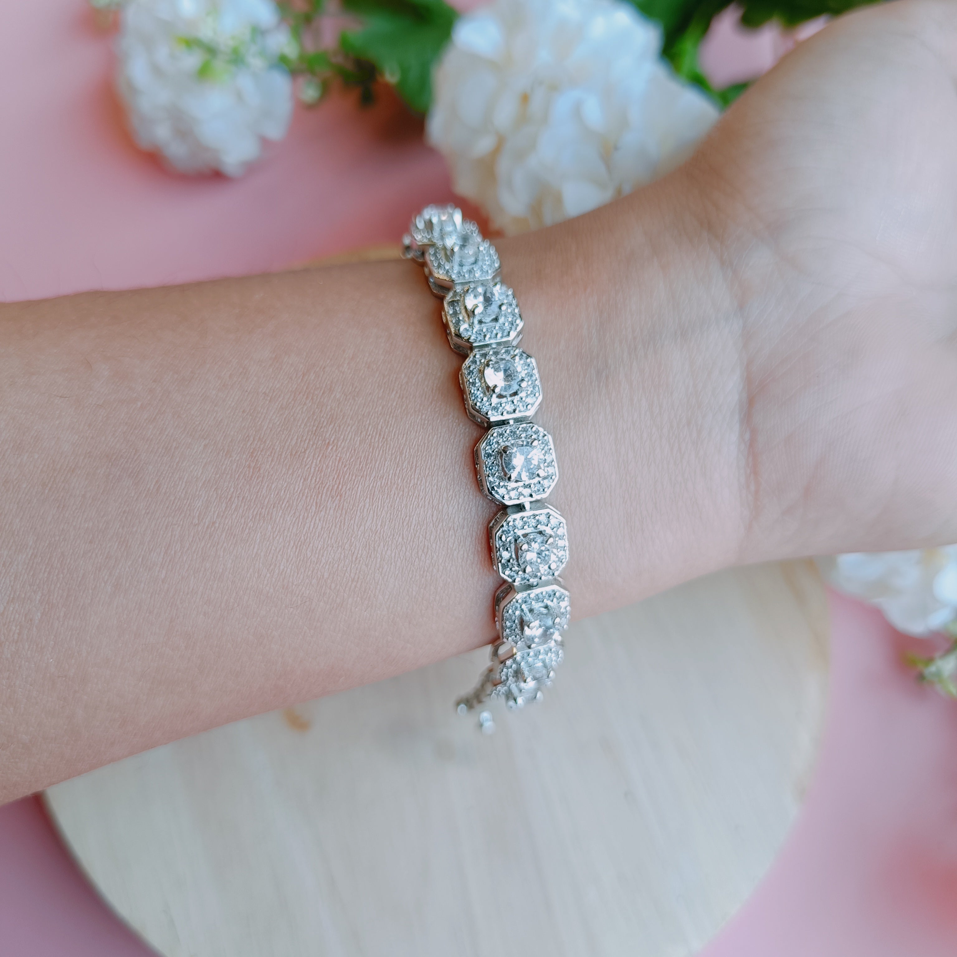 VS Sterling Silver Bracelet 2015