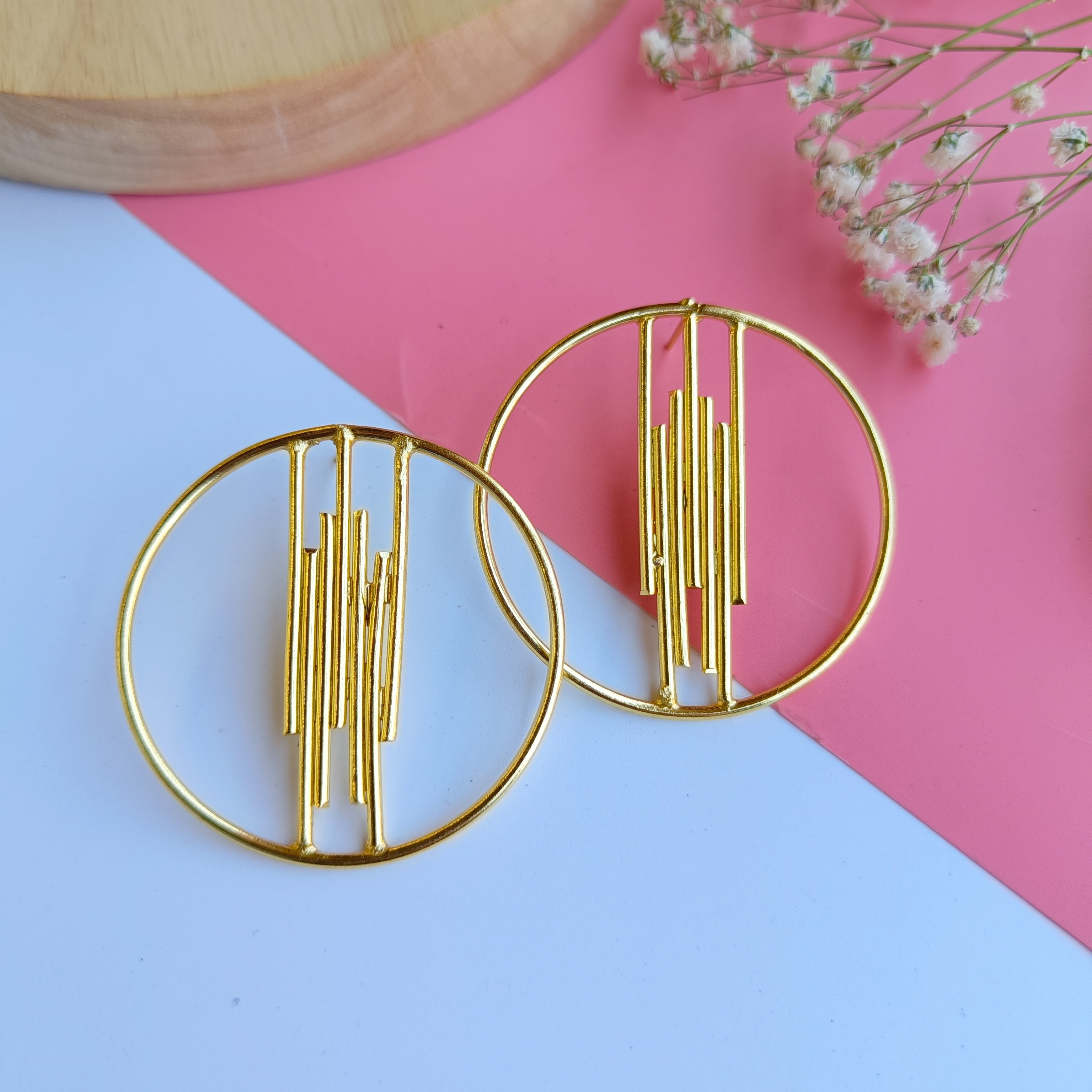 Layla Lyra Gold Earrings