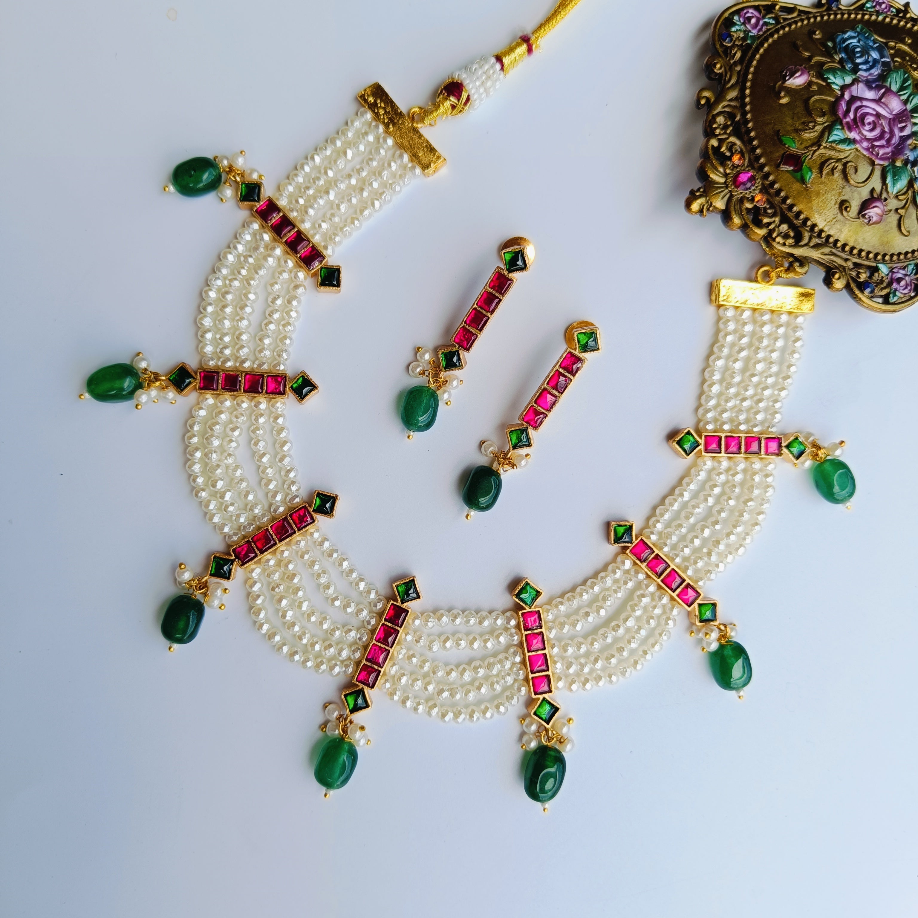 Nayaab MahiNoor pearl Neckpiece