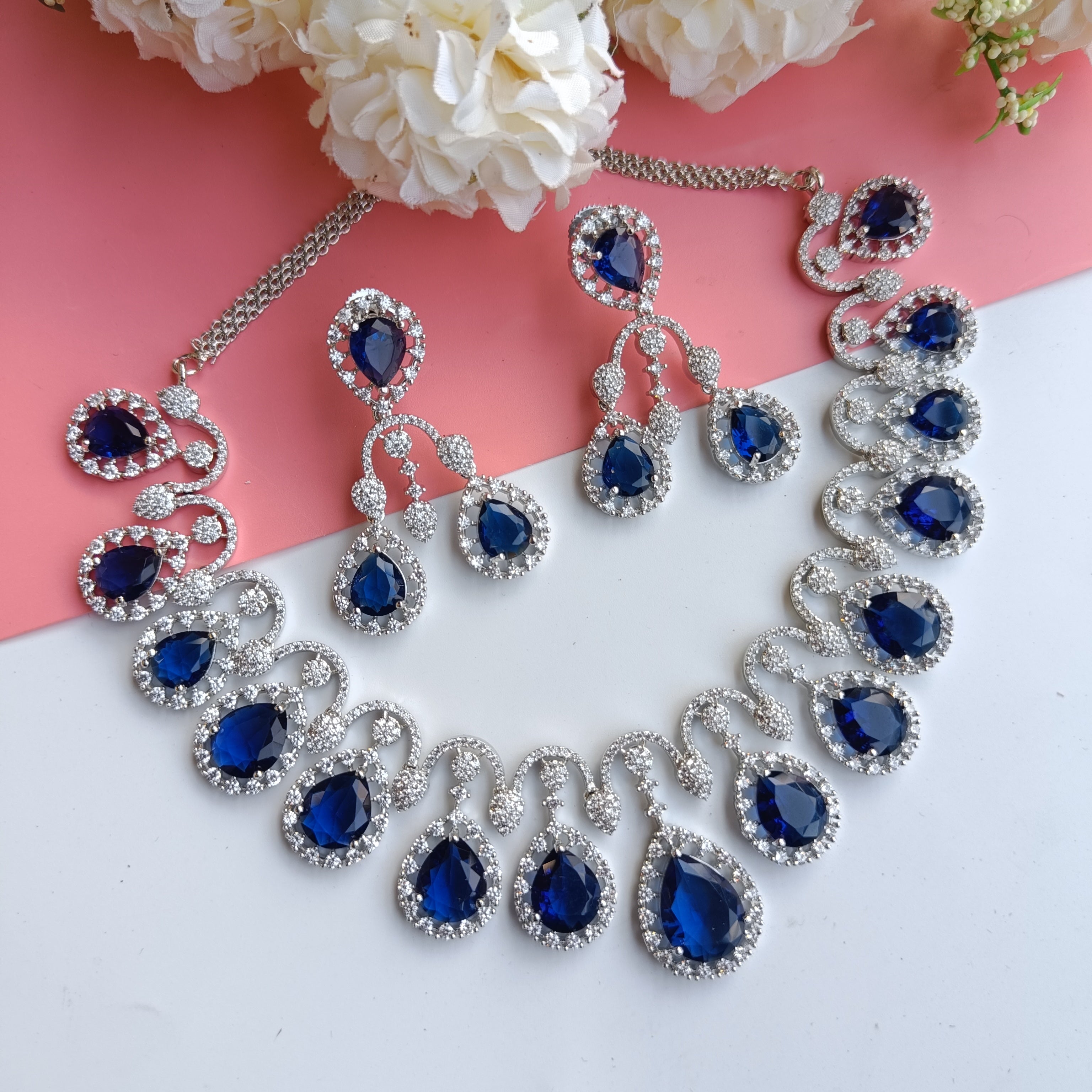 Ad Alina Neckpiece