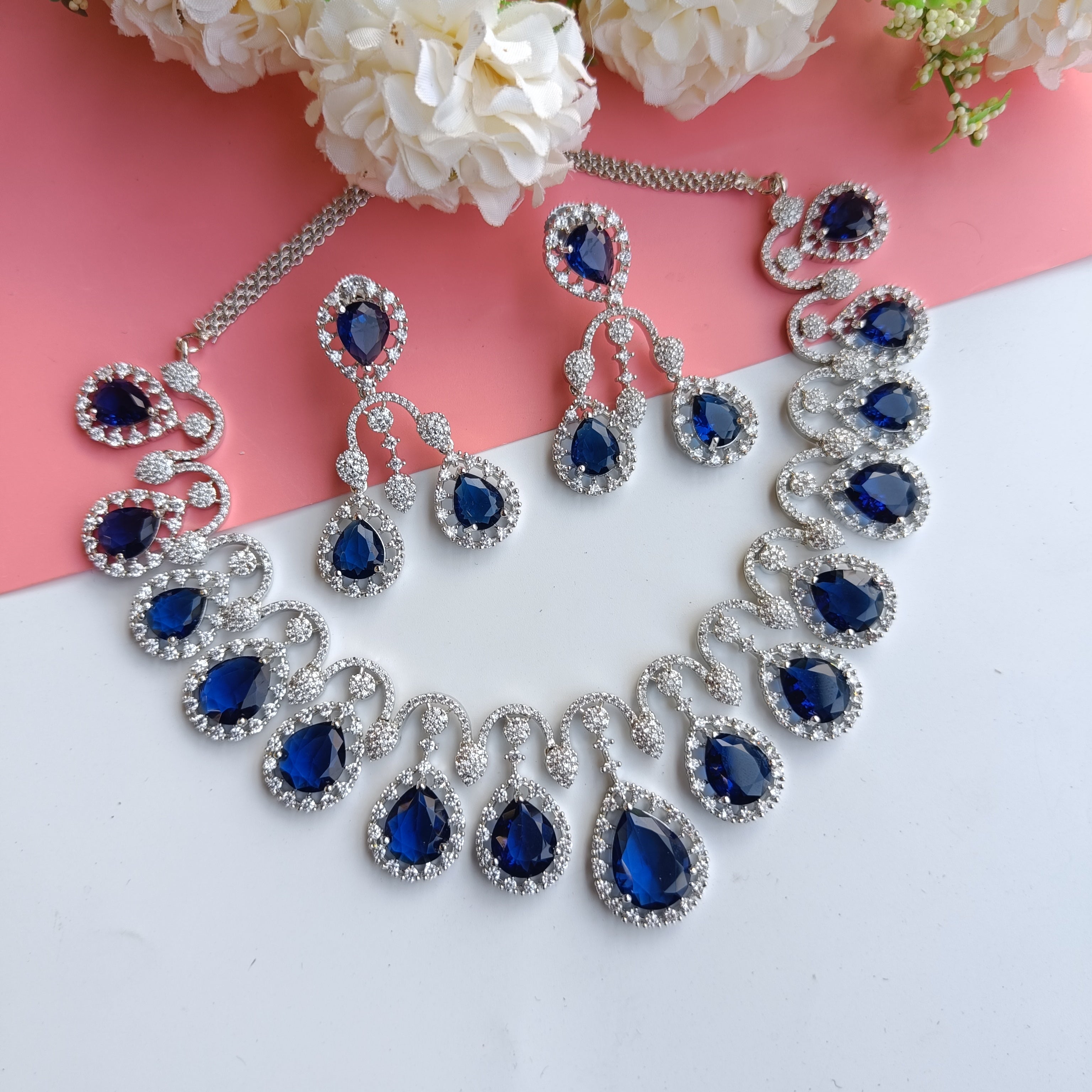 Ad Alina Neckpiece