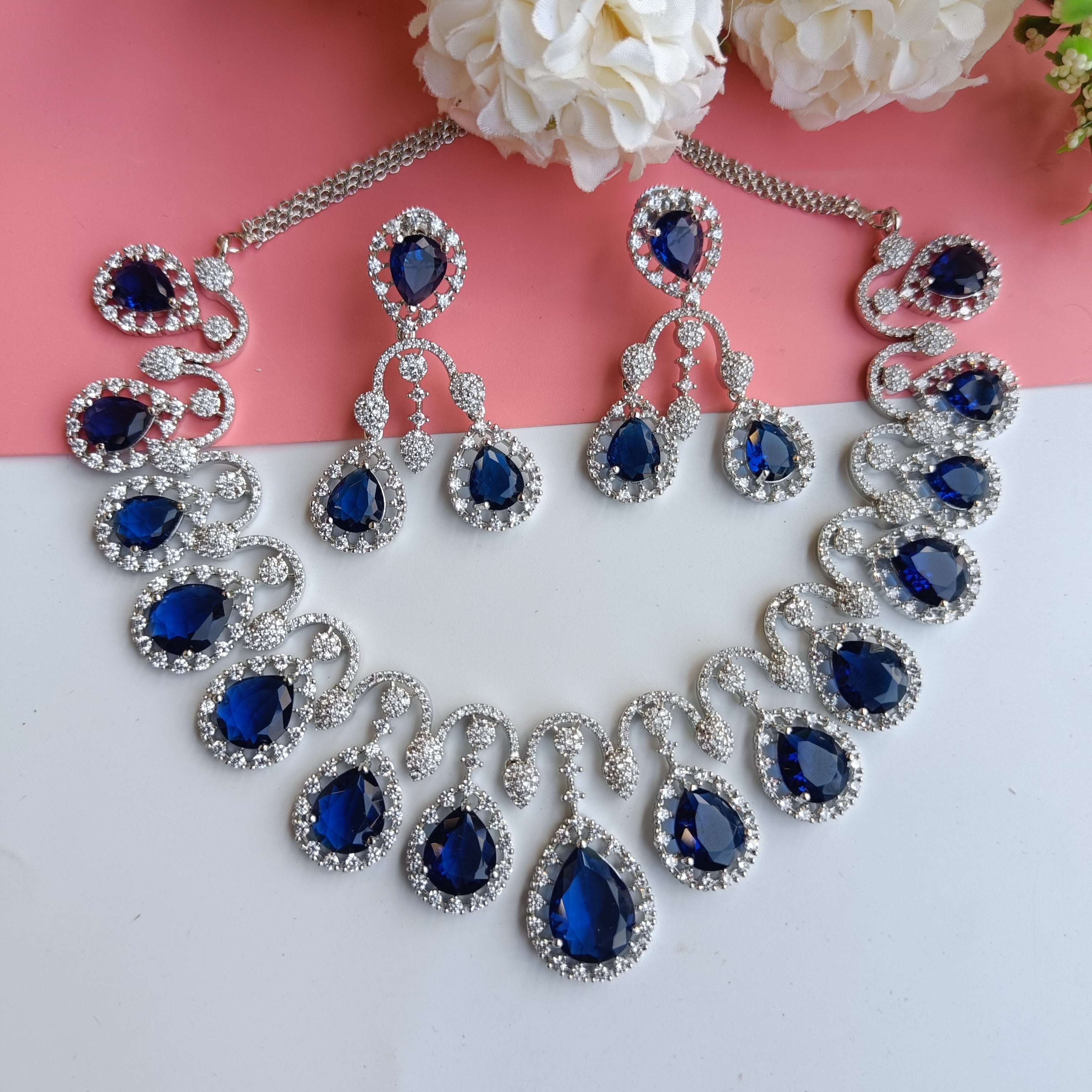 Ad Alina Neckpiece