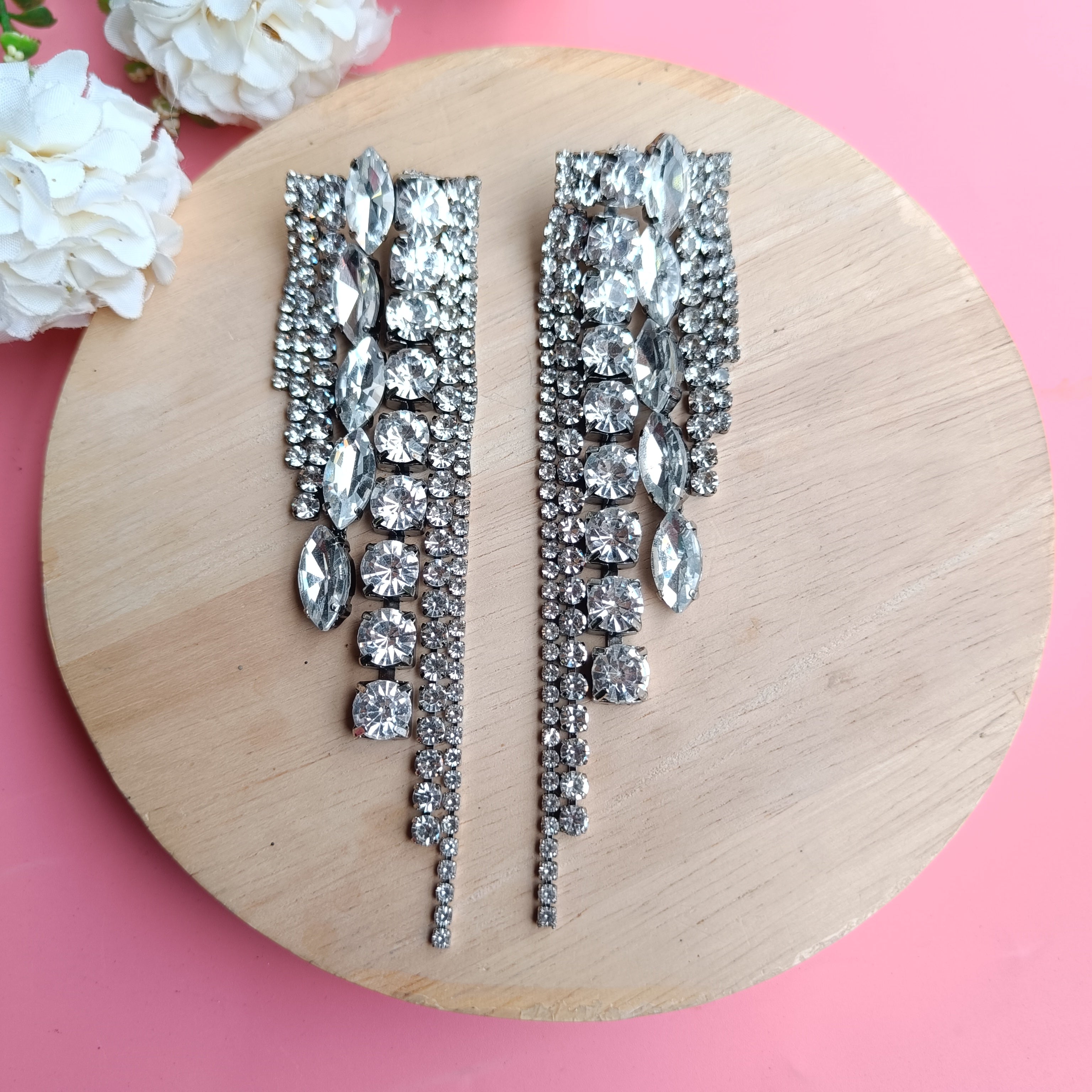 layla elsa earrings