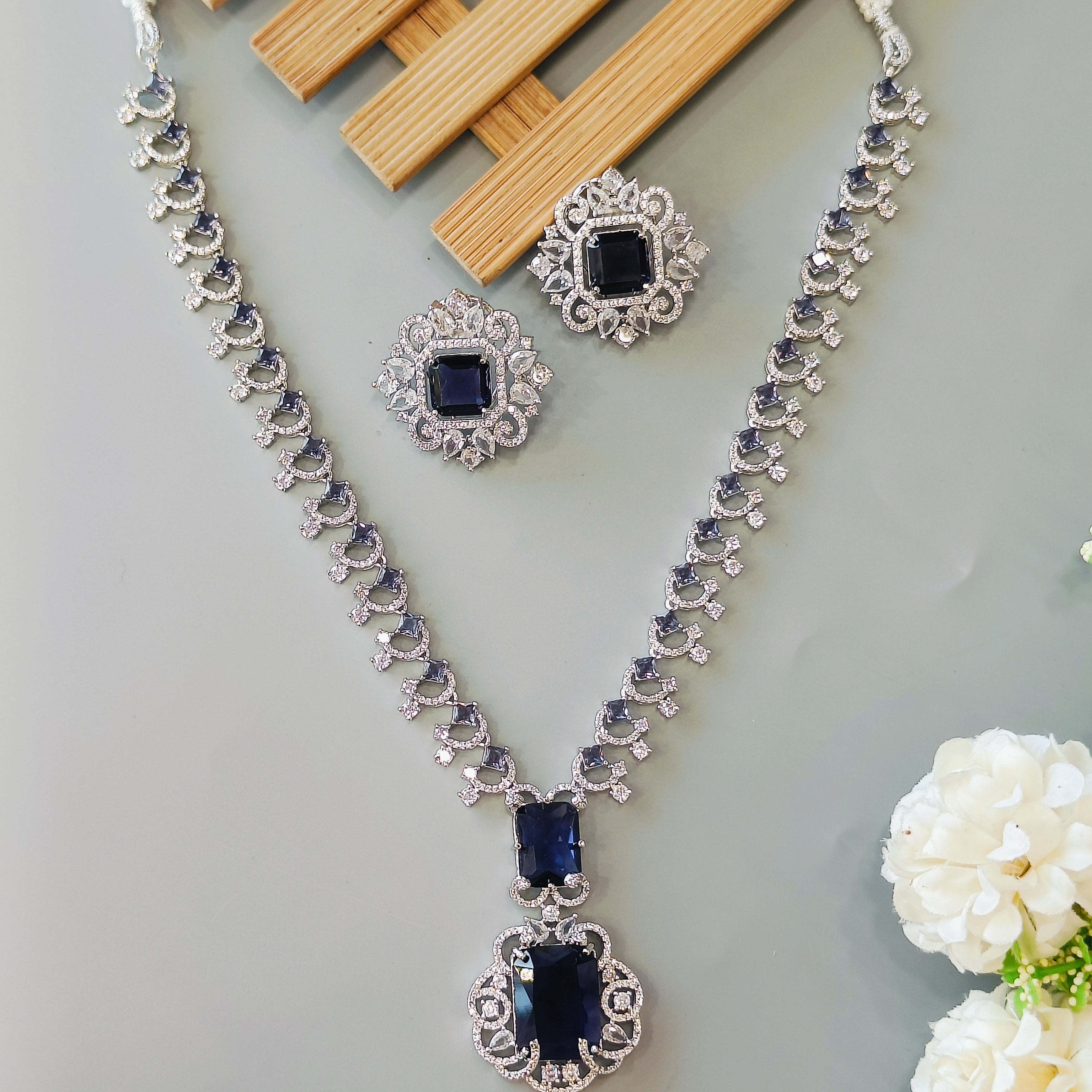 Ad Neeta Ambani Neckpiece