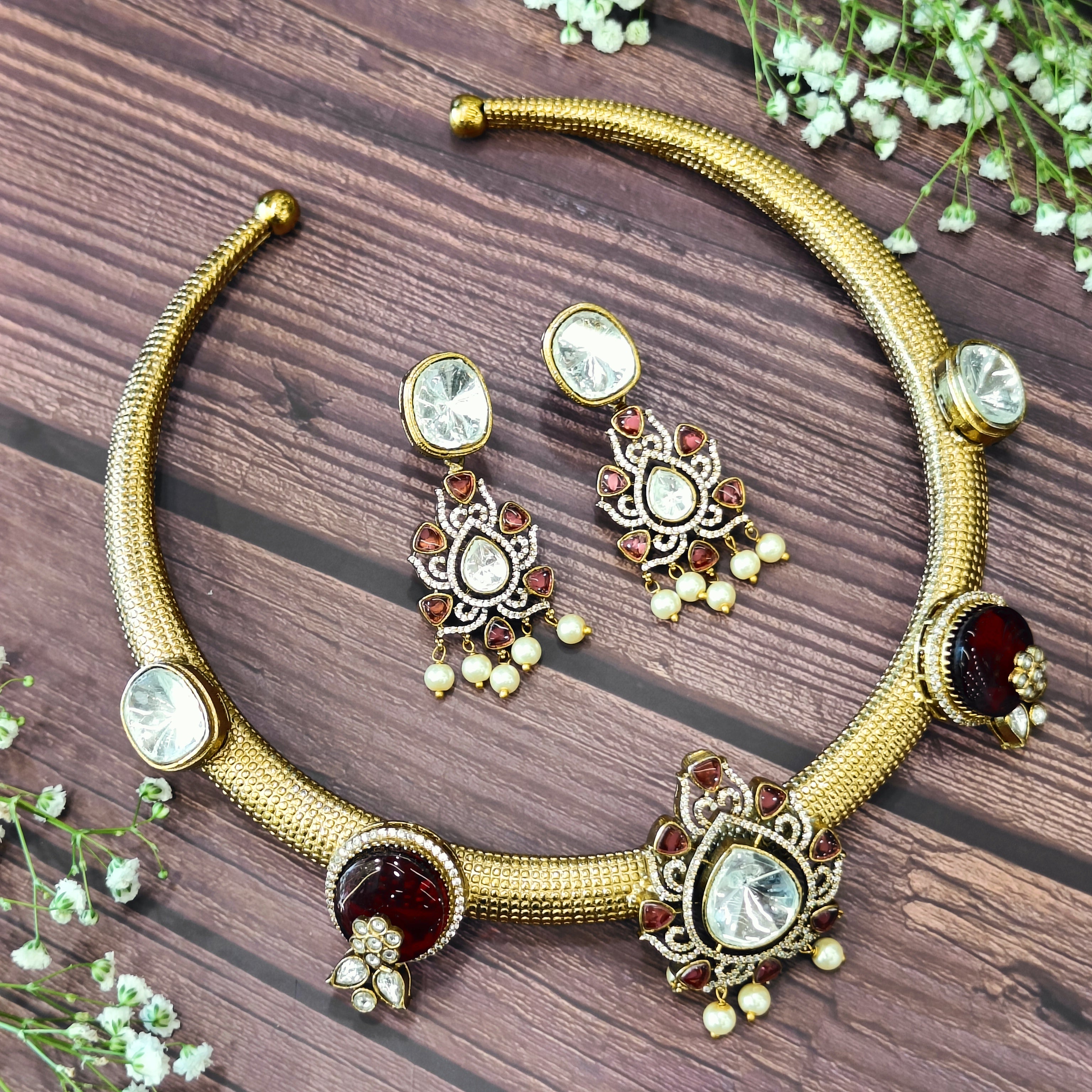 Nayaab Polki hasli Neckpiece