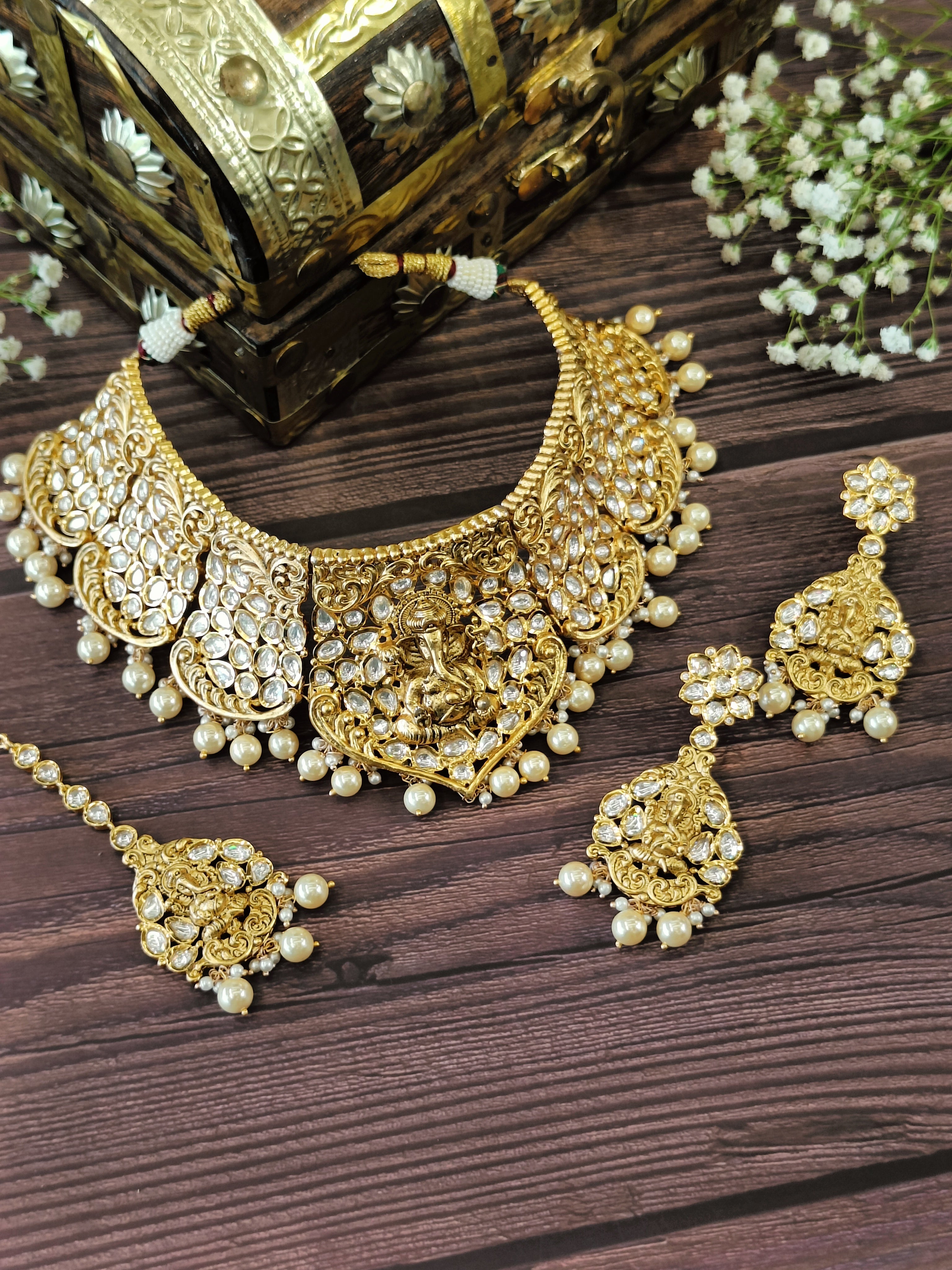 Nayaab Ganesh Polki Neckpiece