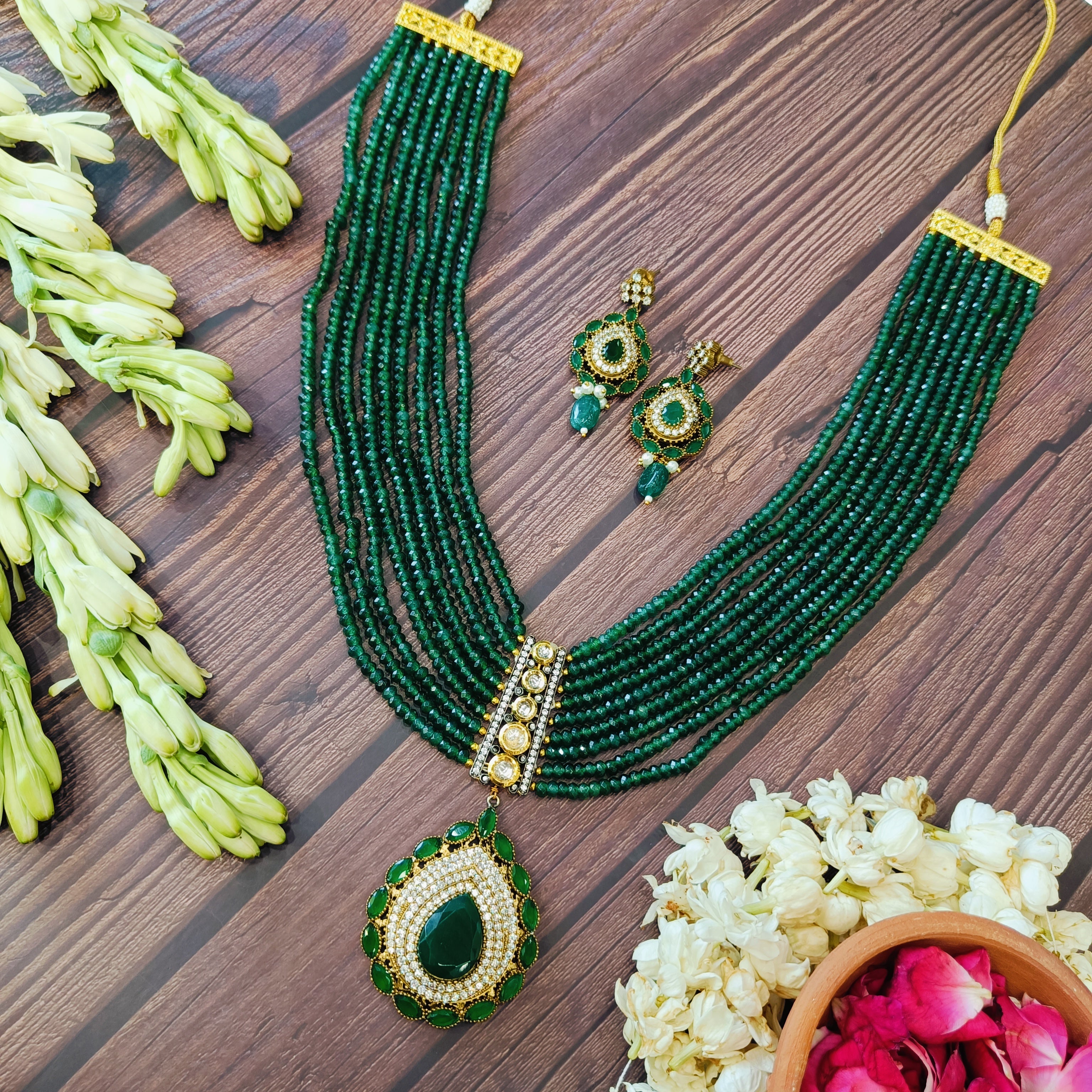 Nayaab Romy Neckpiece