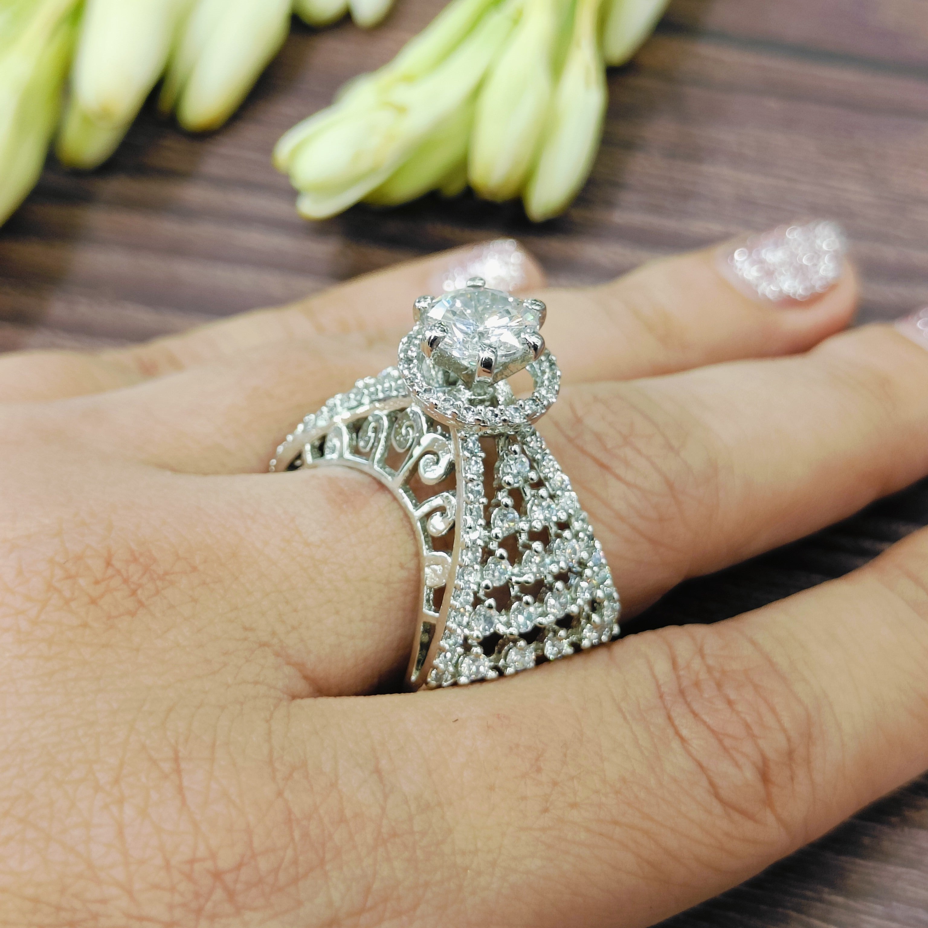 VS Sterling Silver Cocktail Ring 01 12g