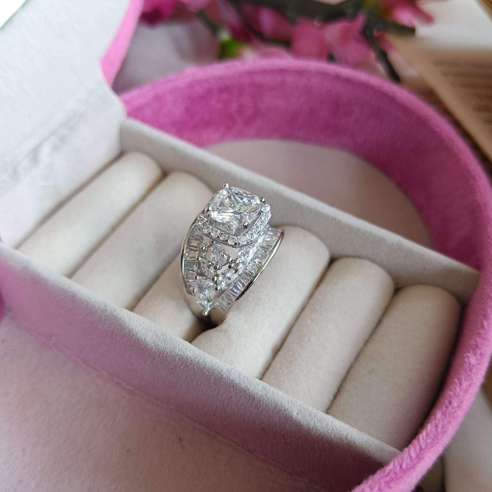 Vs sterling silver cocktail ring 097 Velvet box by Shweta