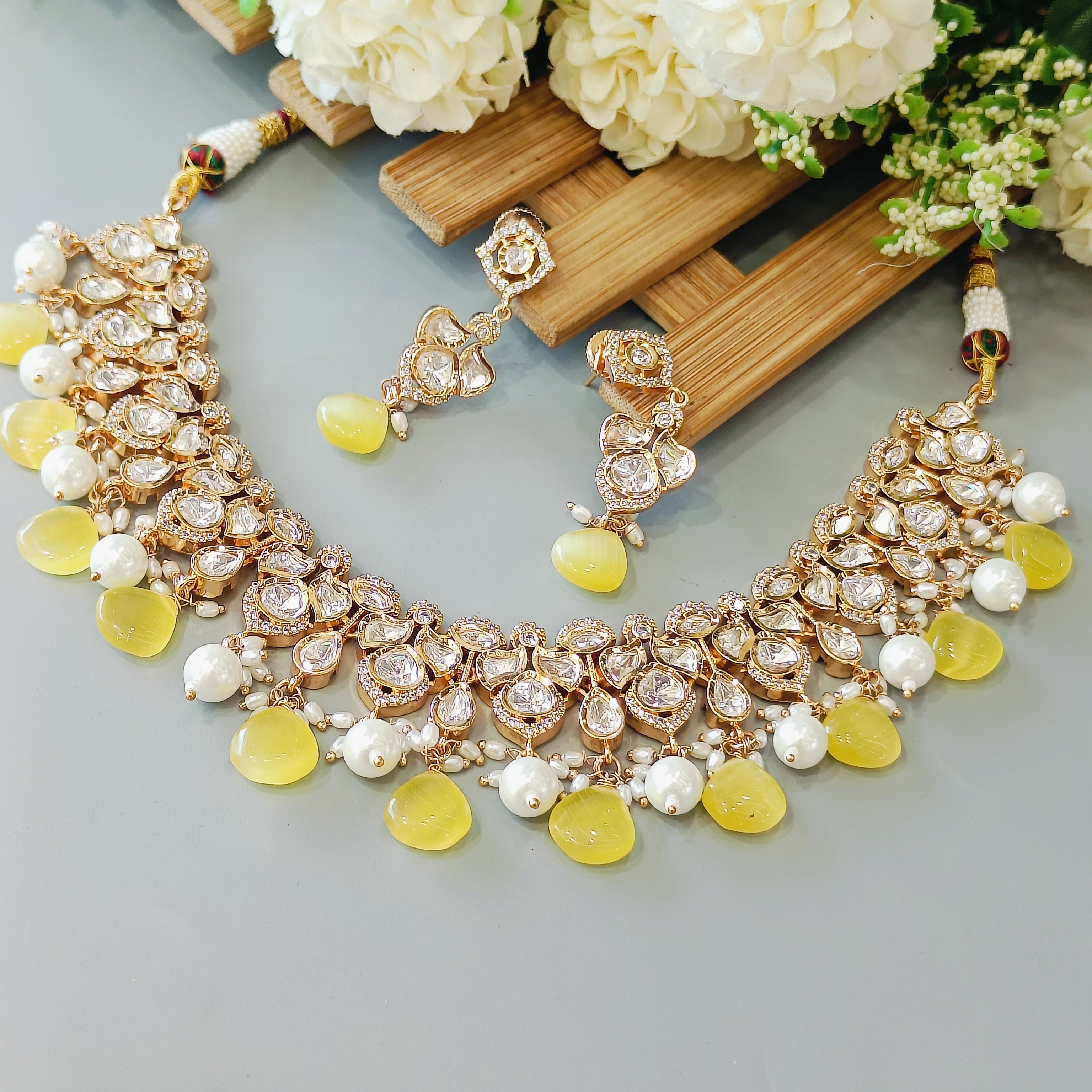 Nayaab Hina neckpiece