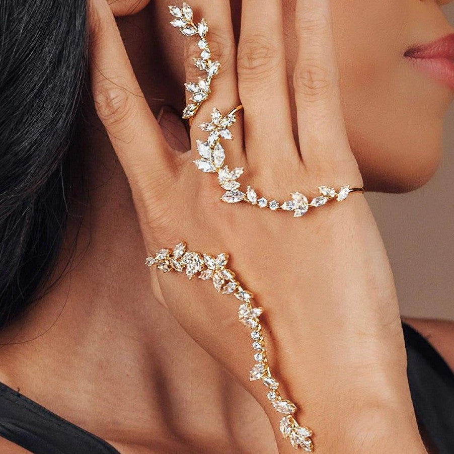 Layla maeve hand cuff