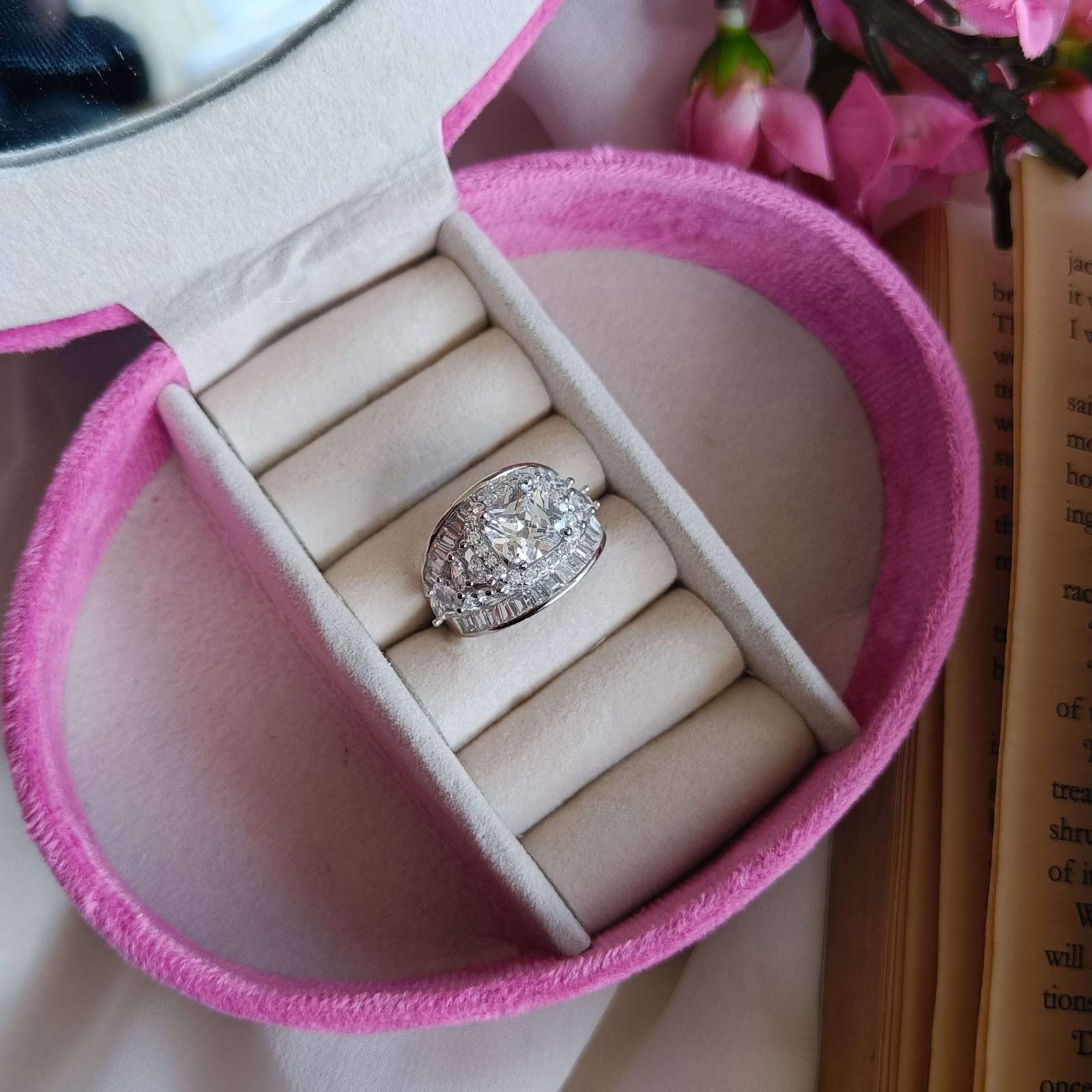 Vs sterling silver cocktail ring 097 Velvet box by Shweta