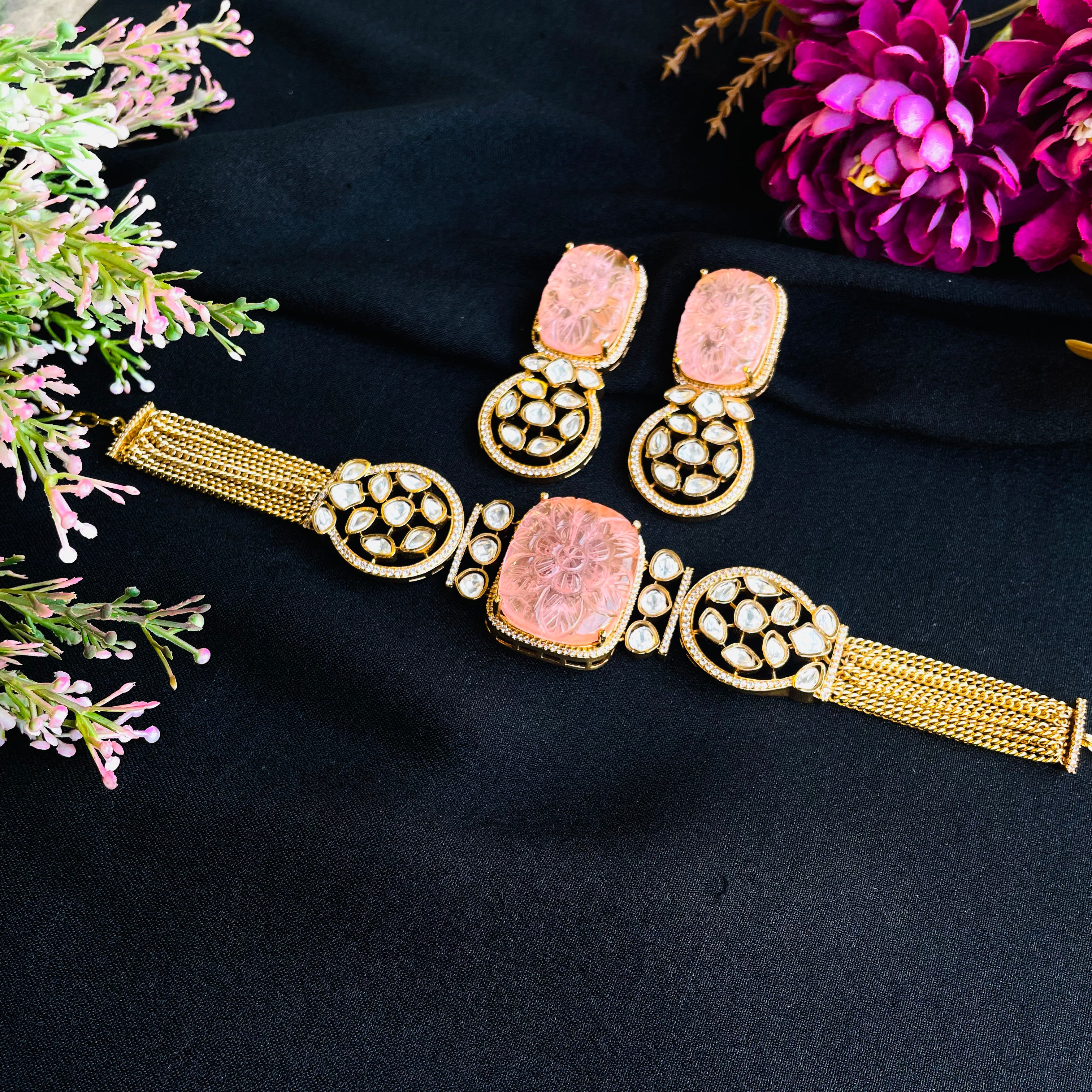 Nayaab Amaya Choker