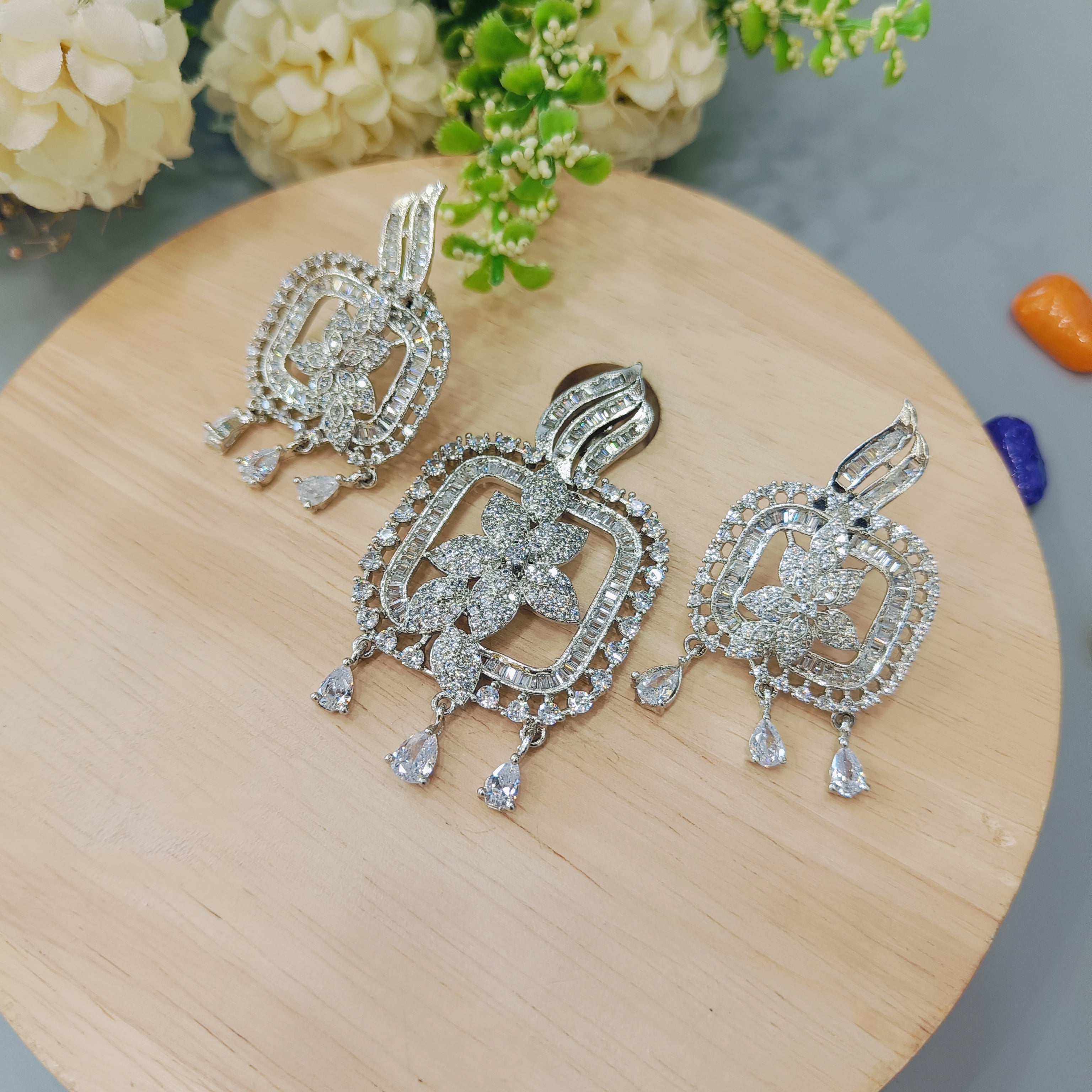 Ad hania pendant set