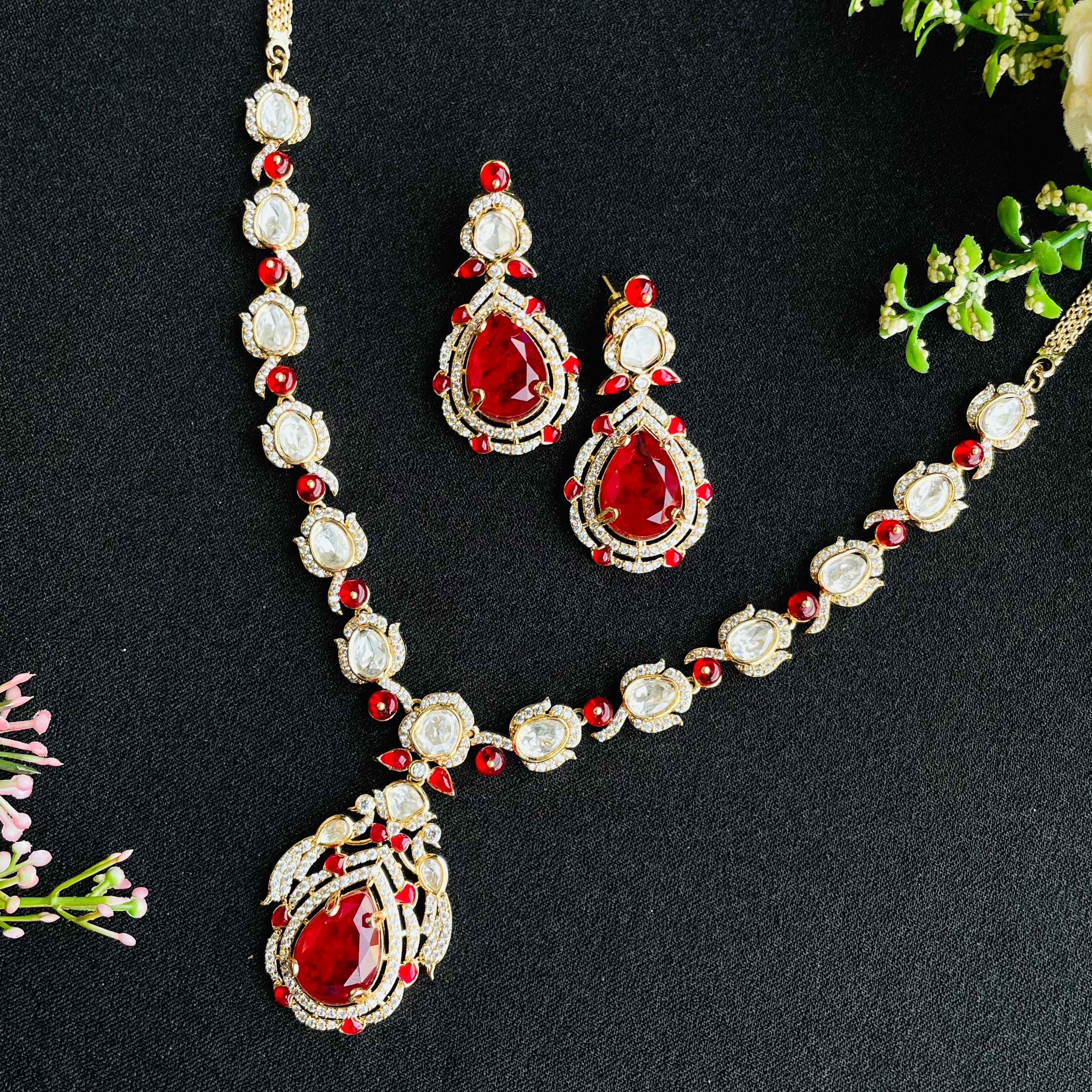 Nayaab harshita polki Neckpiece