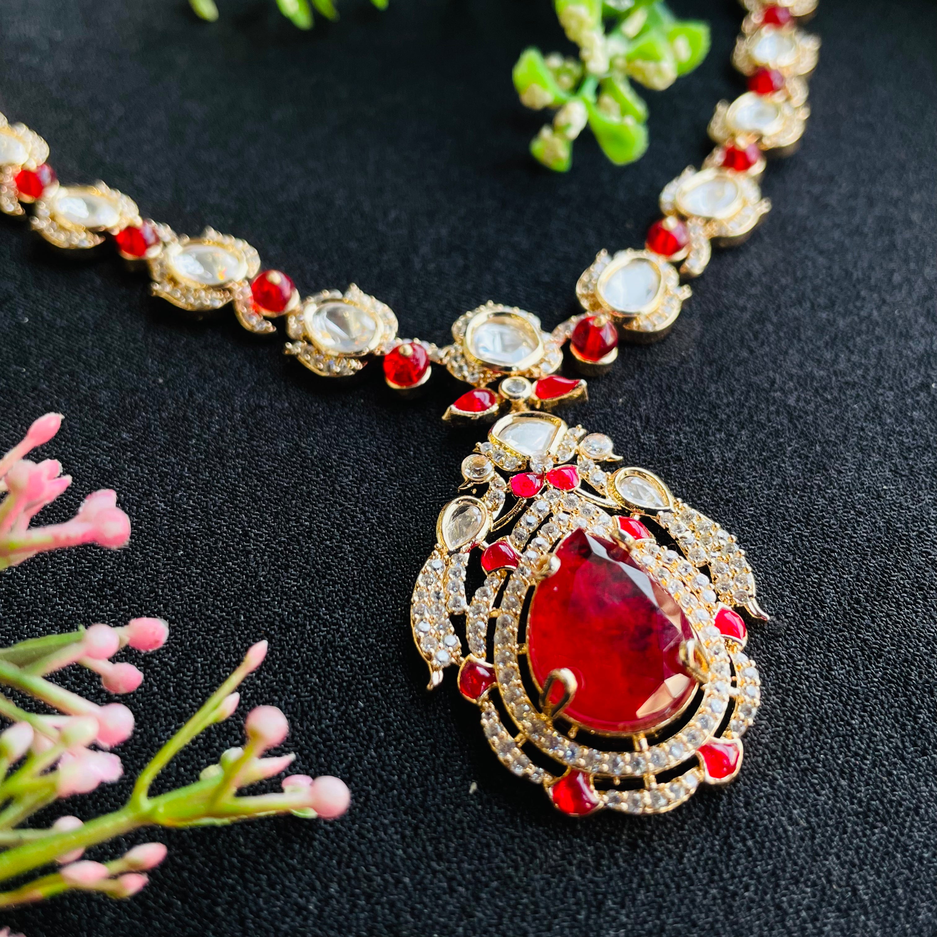 Nayaab harshita polki Neckpiece