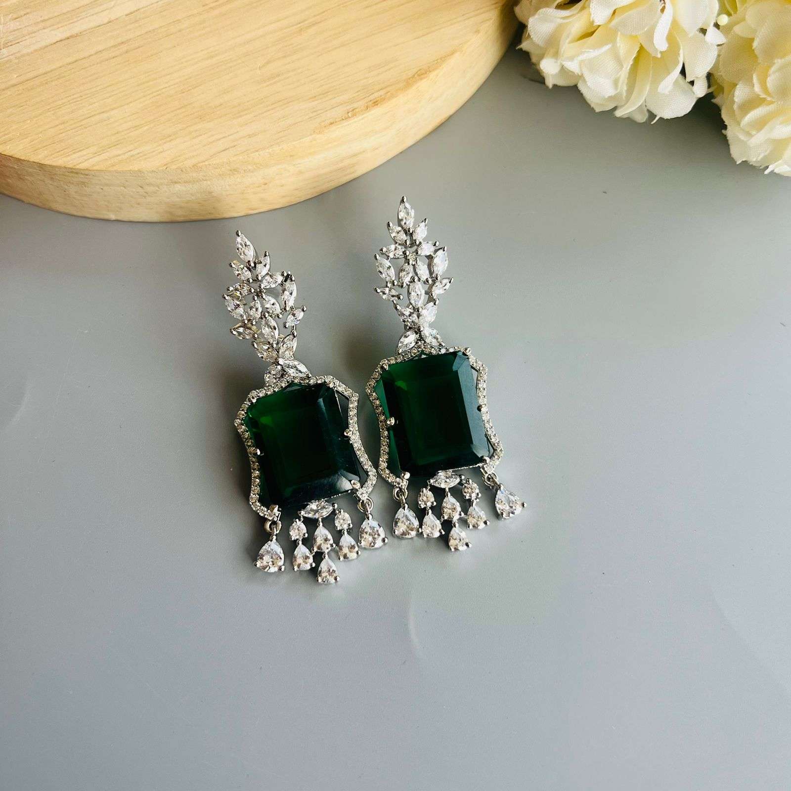 Ad Mahira earrings Velvet box by Shweta