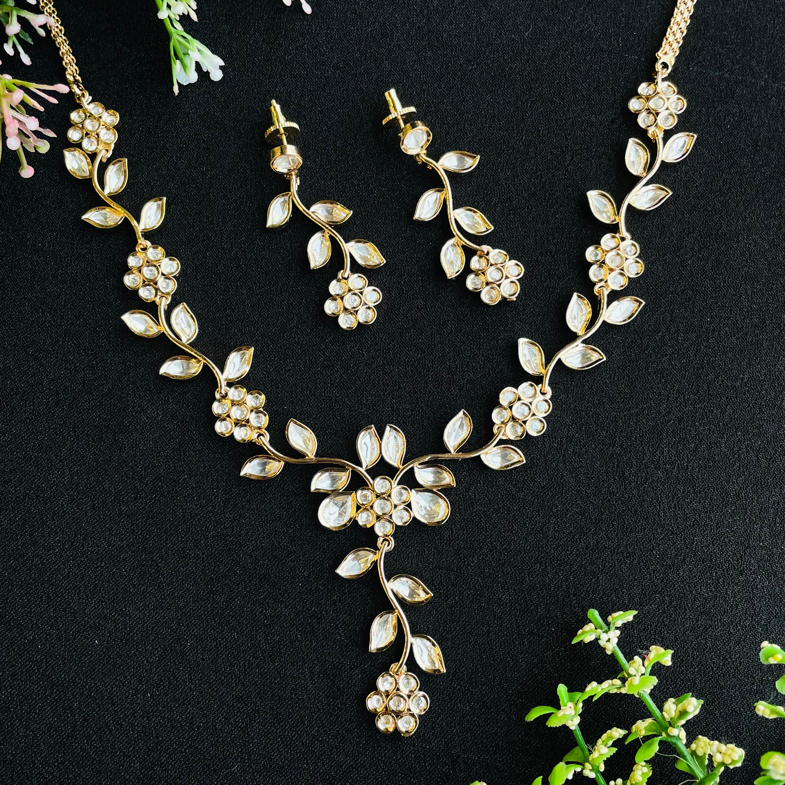 Nayaab ananya Polki Neckpiece