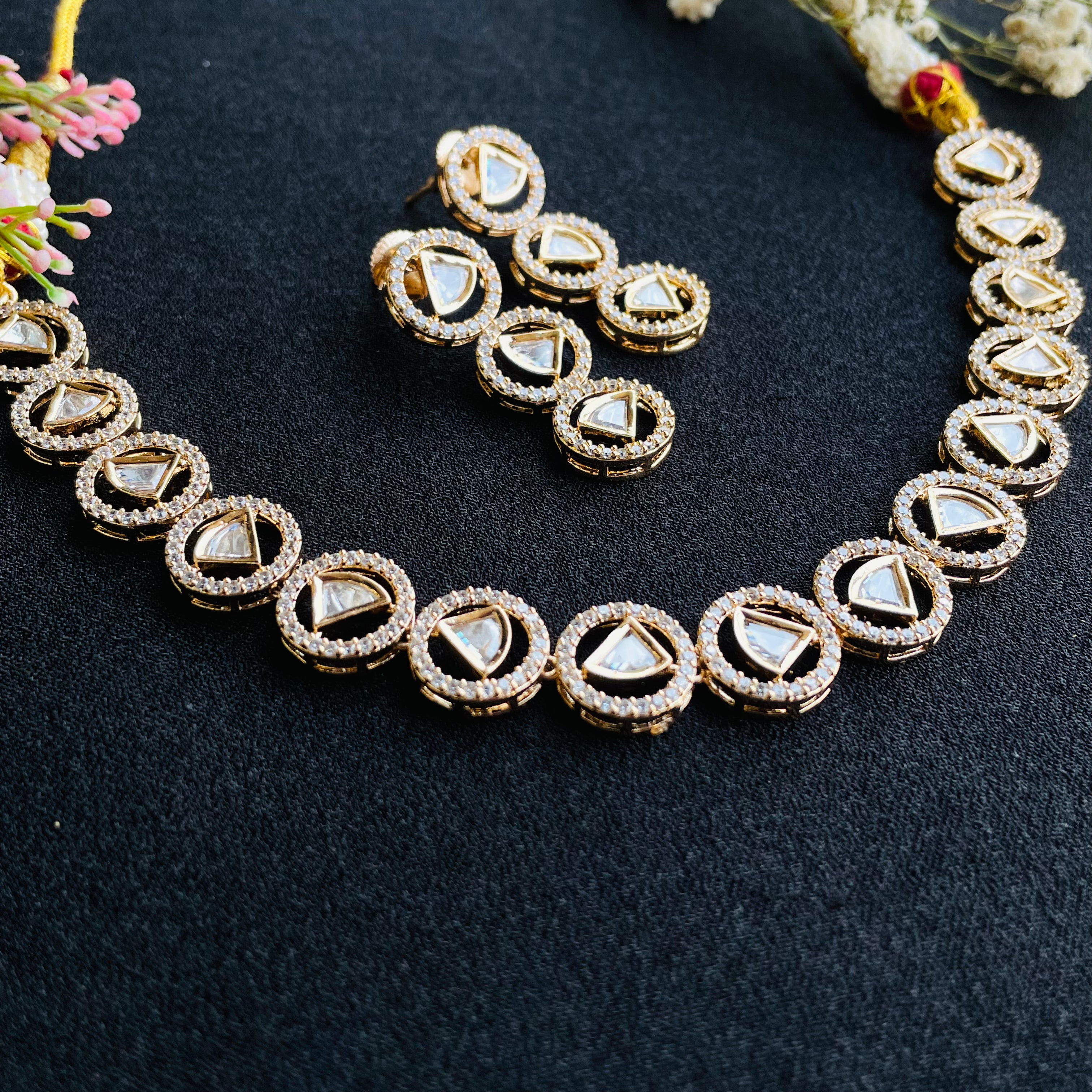 Nayaab neha polki Neckpiece