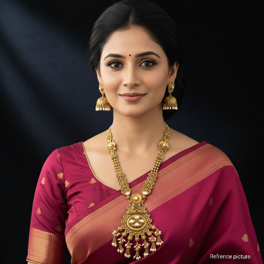 Nayaab Monica Neckpiece