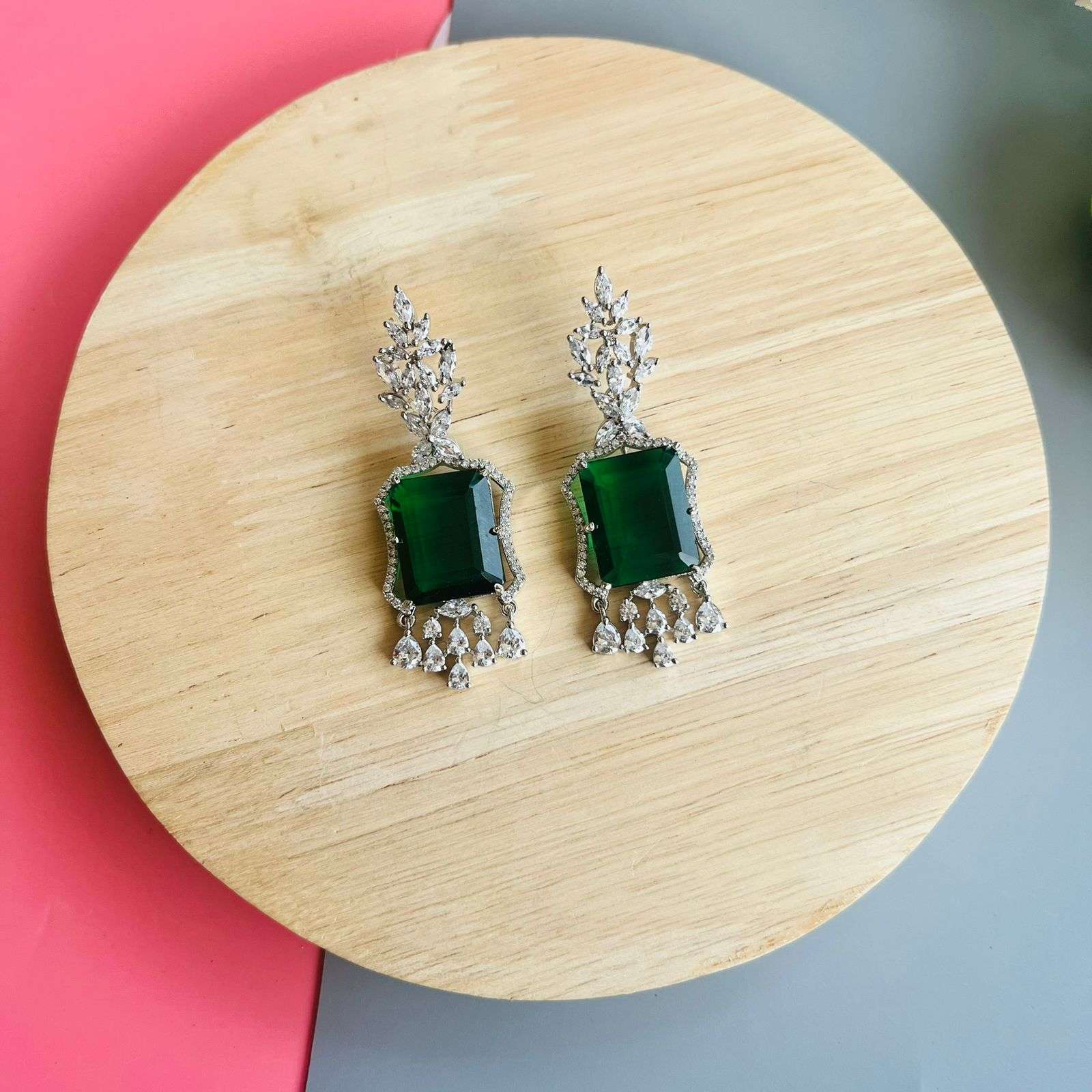 Ad Mahira earrings Velvet box by Shweta