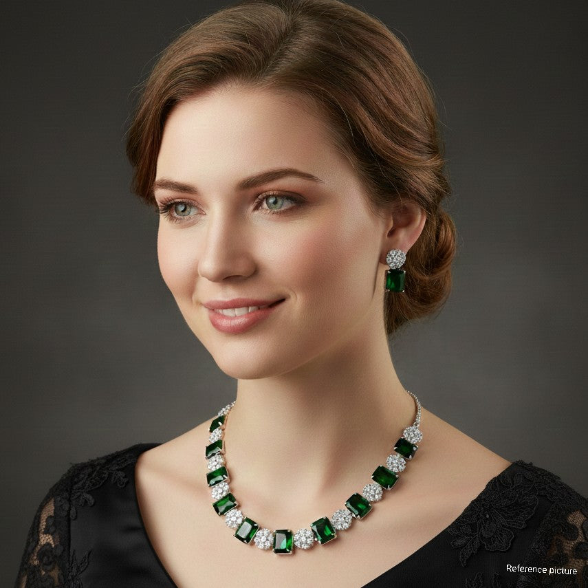Ad Morgan Neckpiece