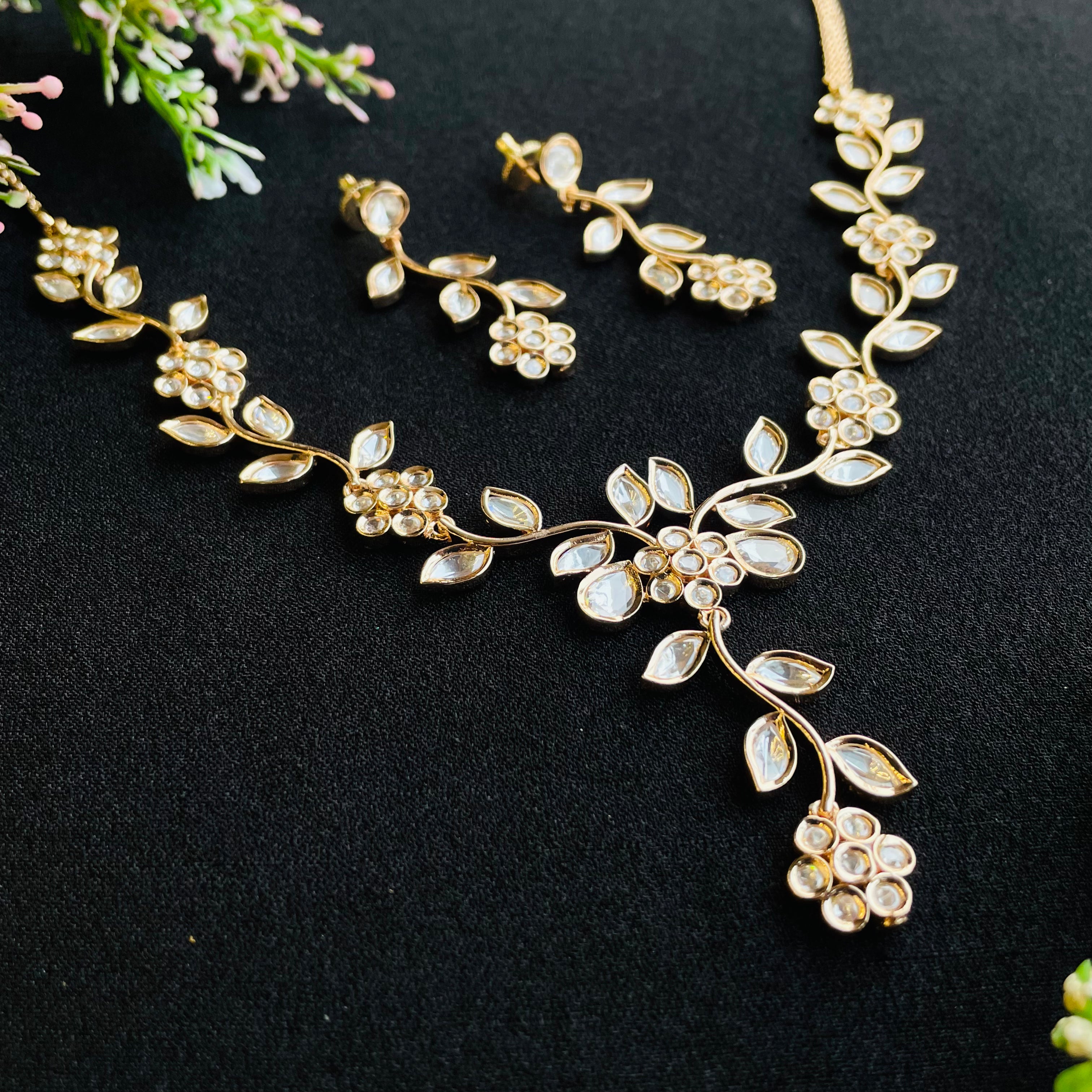 Nayaab ananya Polki Neckpiece