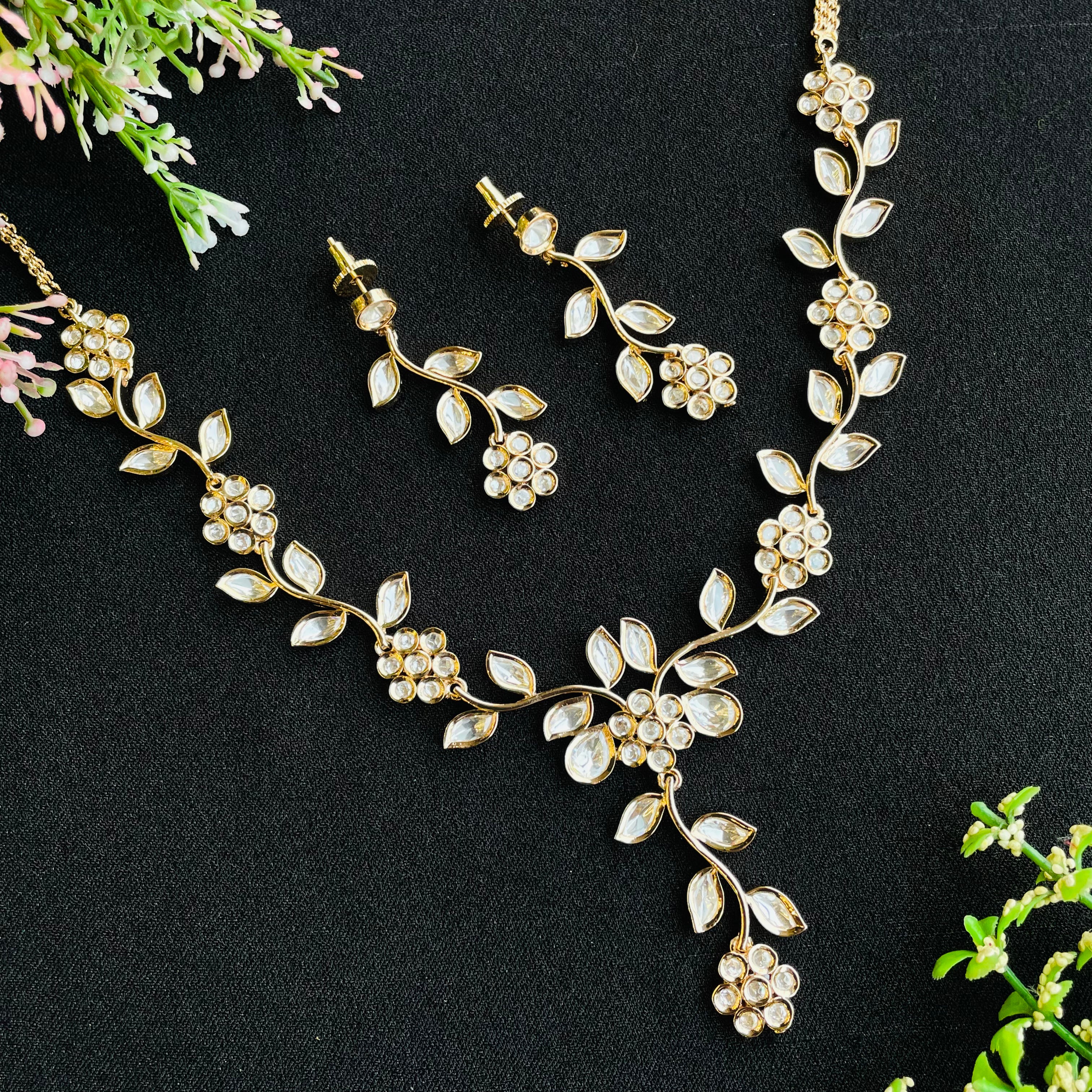 Nayaab ananya Polki Neckpiece