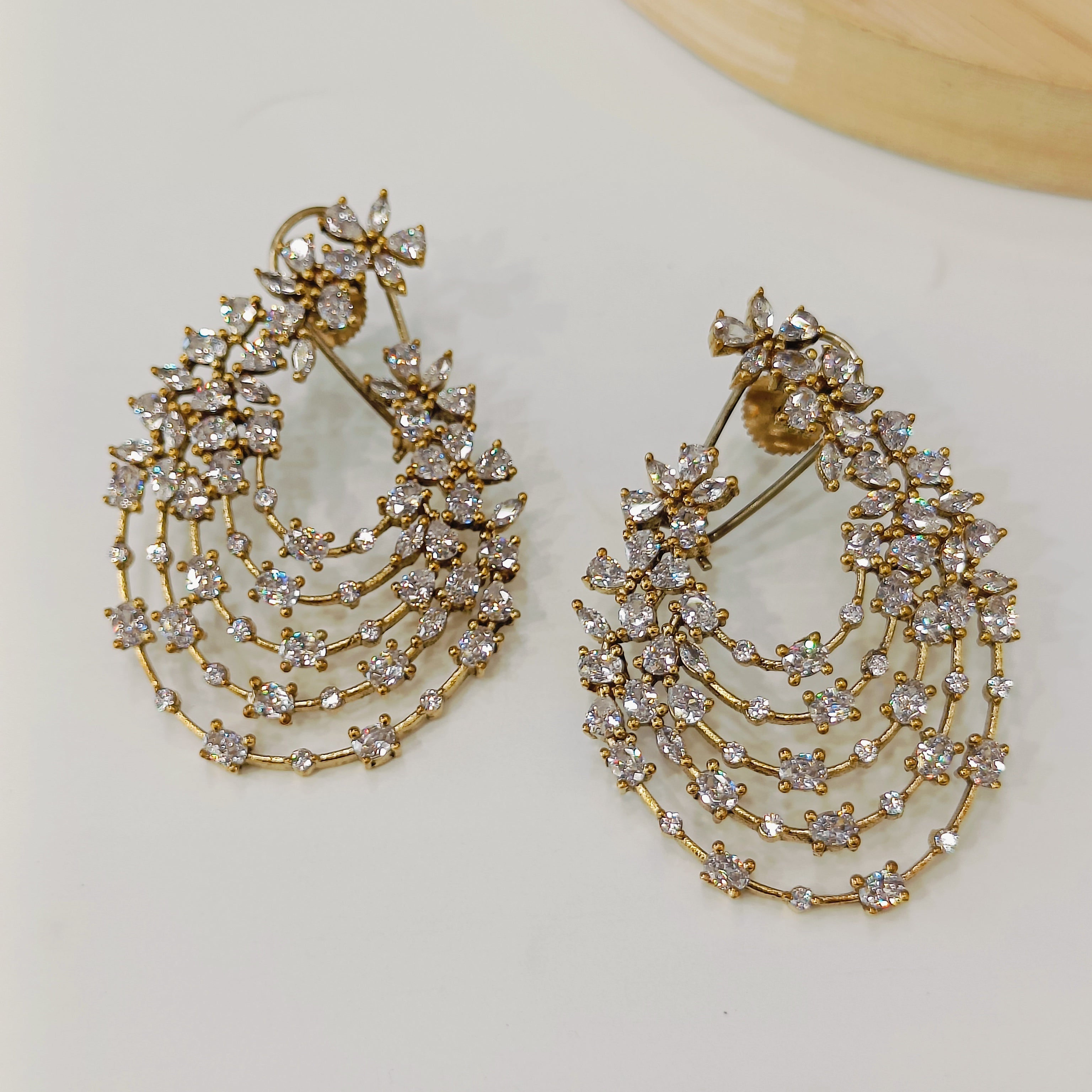 Ad Elsa earrings